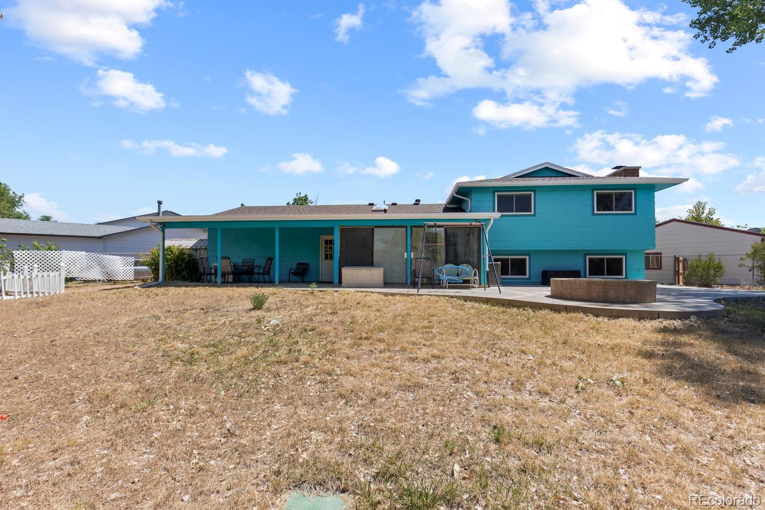 659 S Newark Court