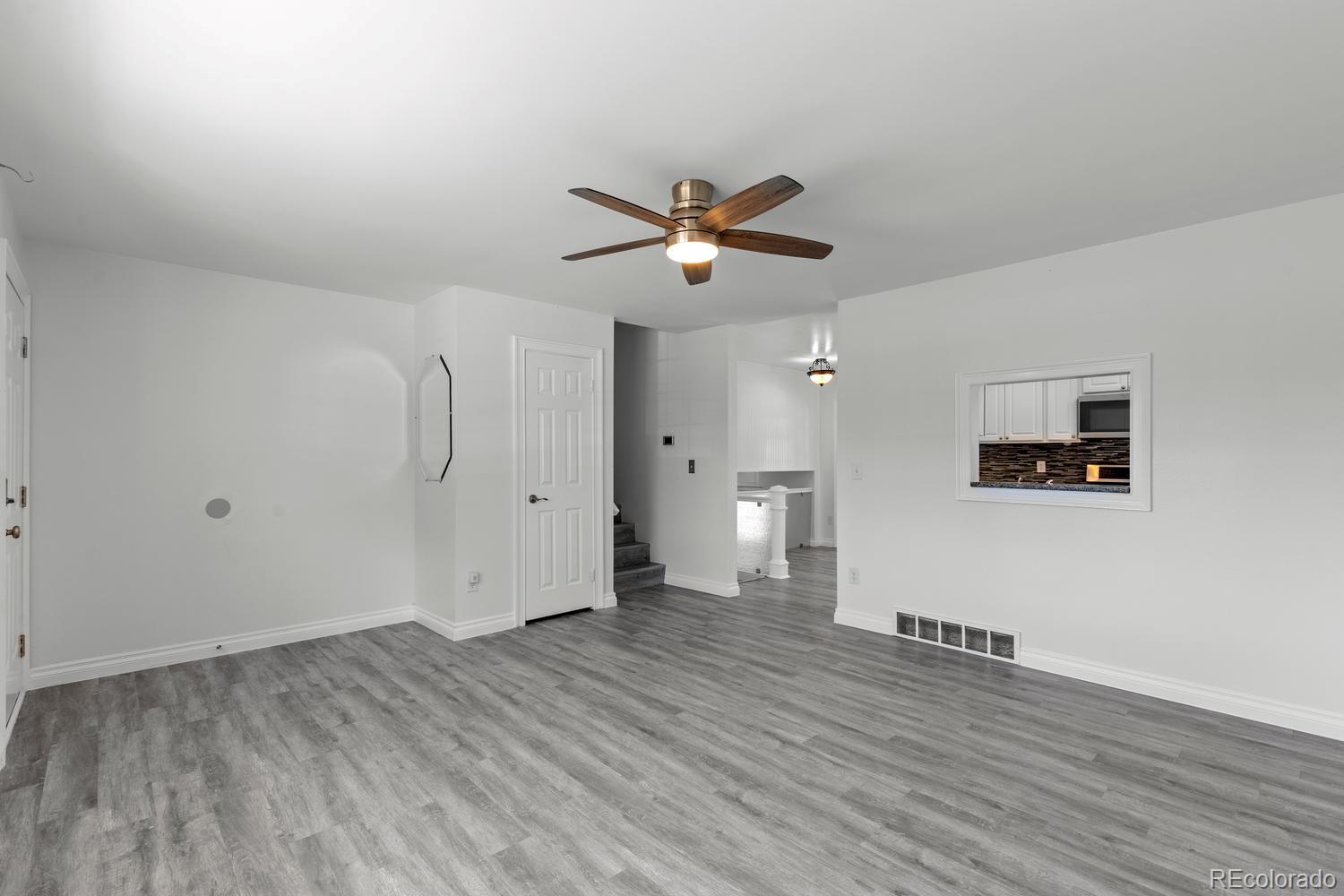 659 S Newark Court