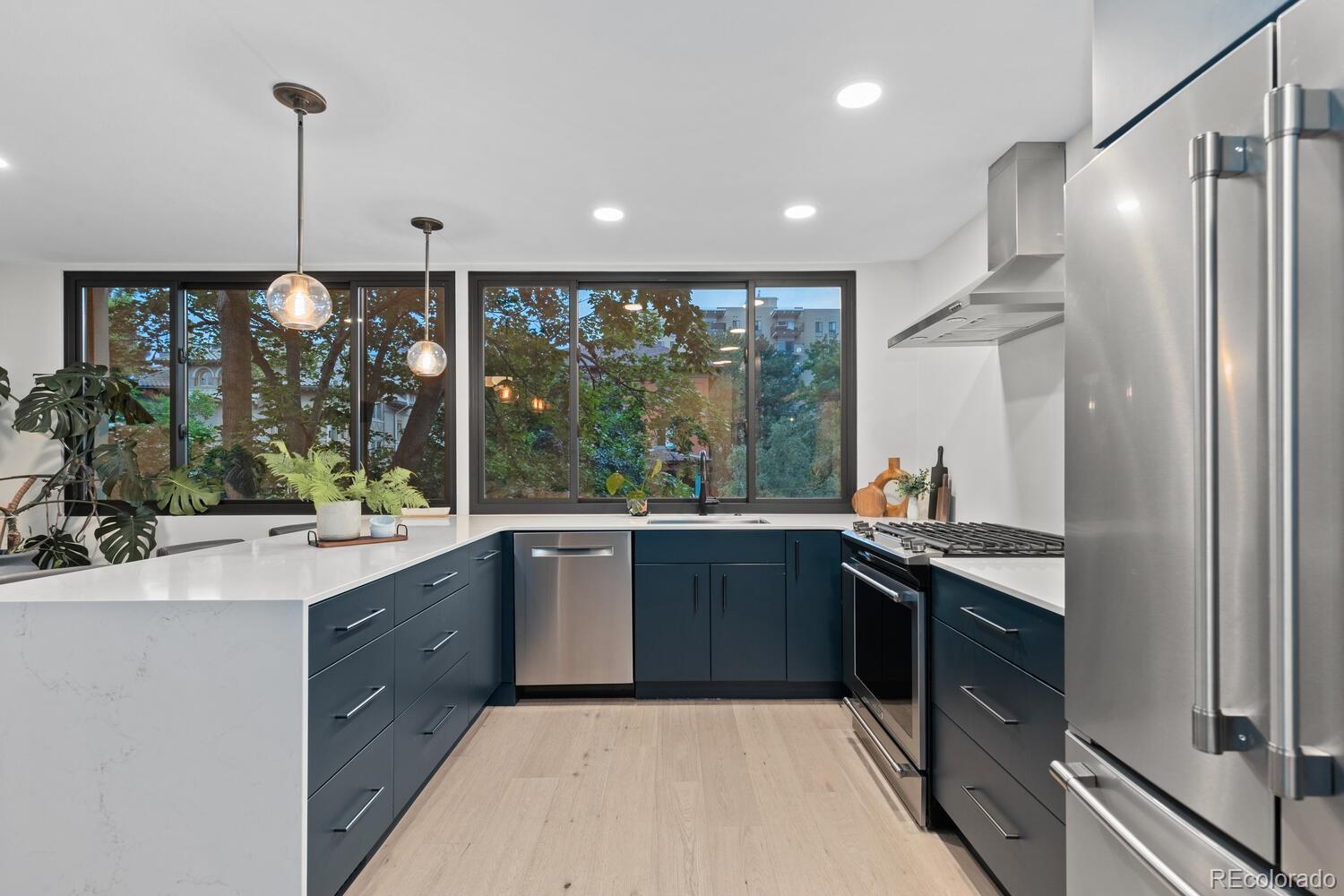 960 N Pennsylvania Street Unit: 16