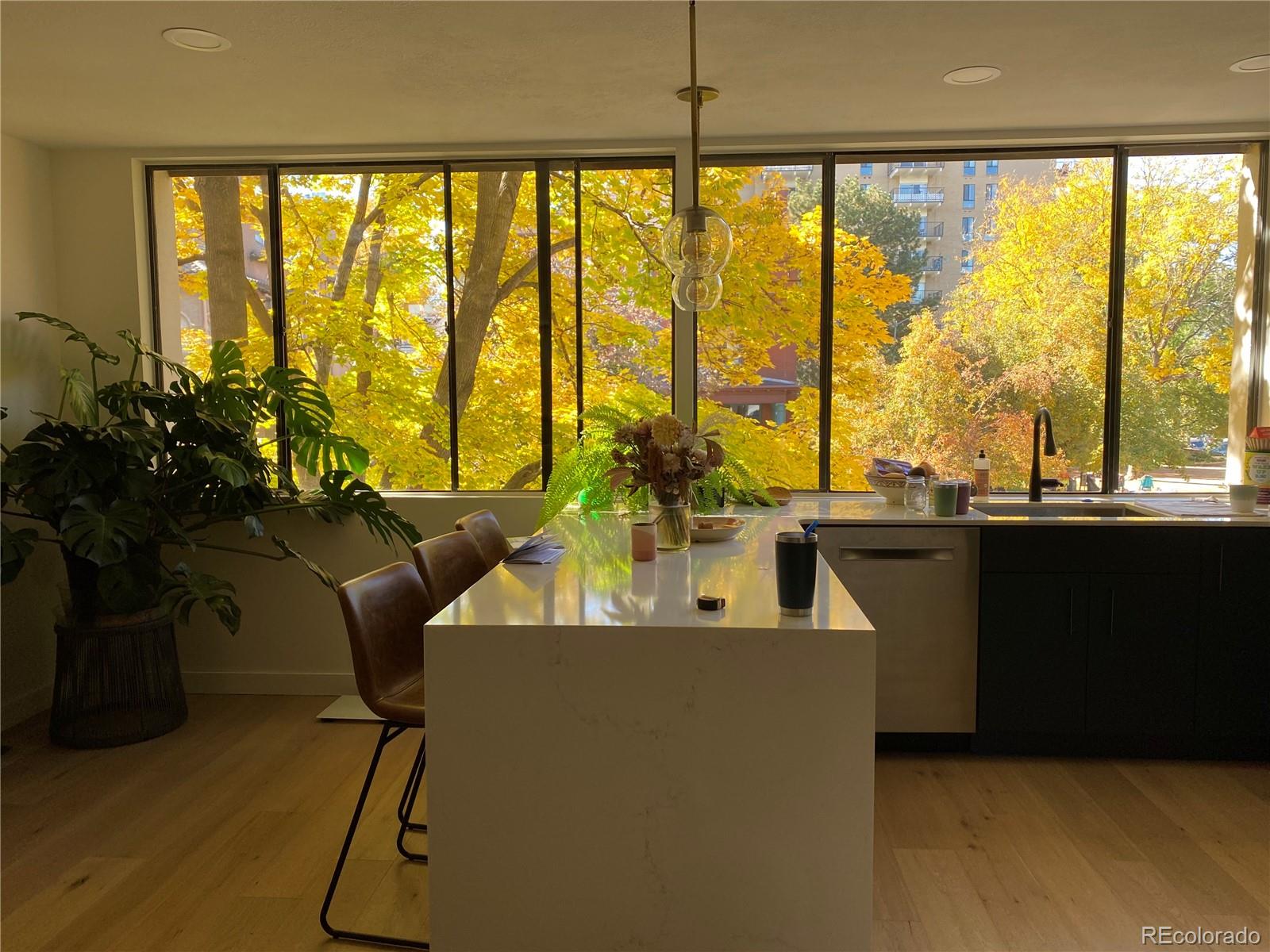 960 N Pennsylvania Street Unit: 16