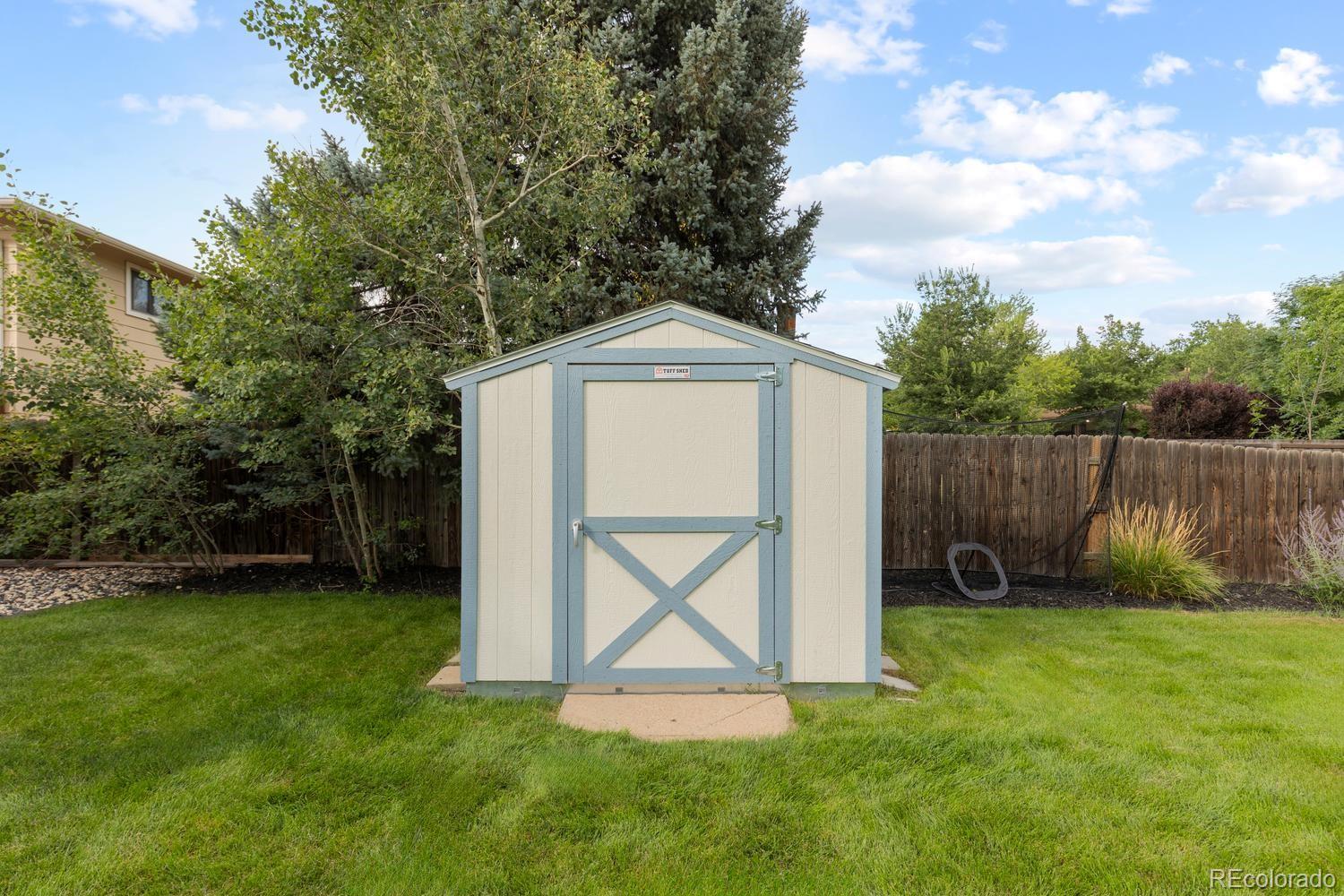 4488 E Lake Circle S