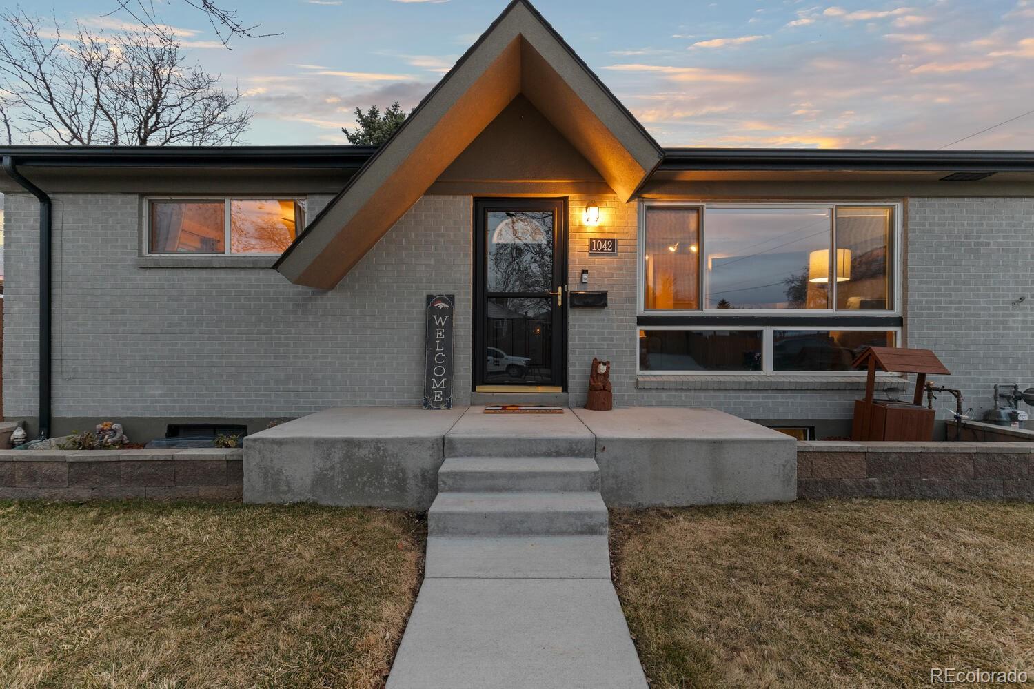 1042 Leroy Drive
