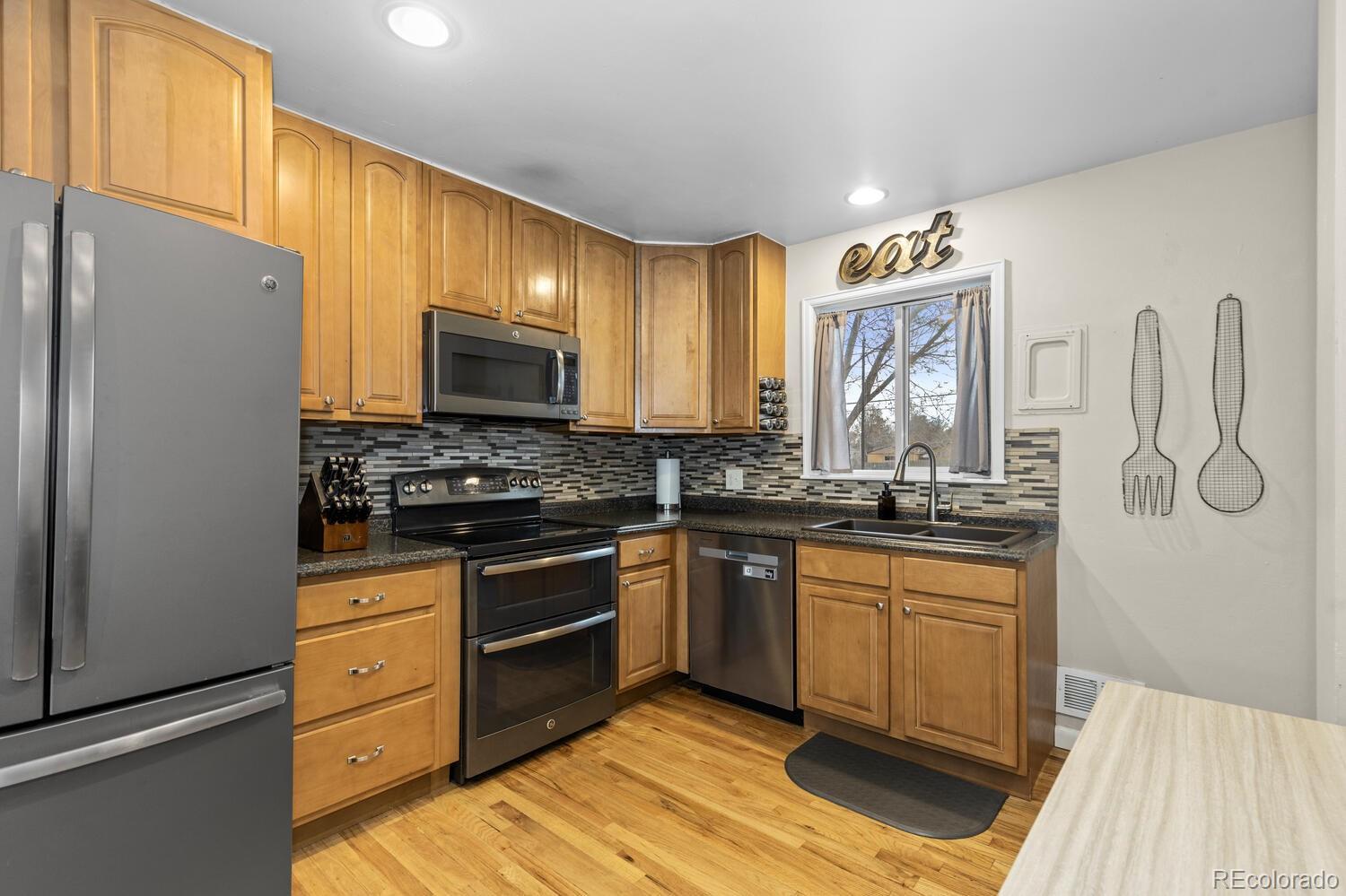 1042 Leroy Drive