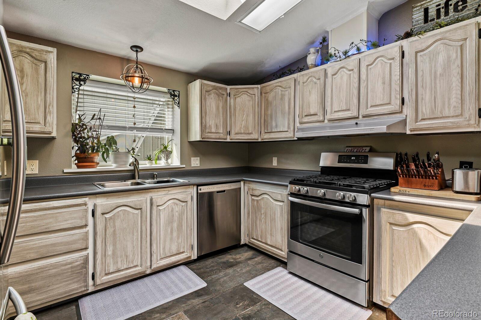 9449 Spruce Mountain Road