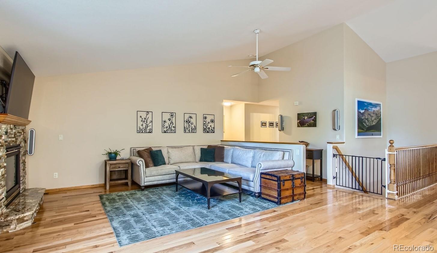 10762 W 54th Place