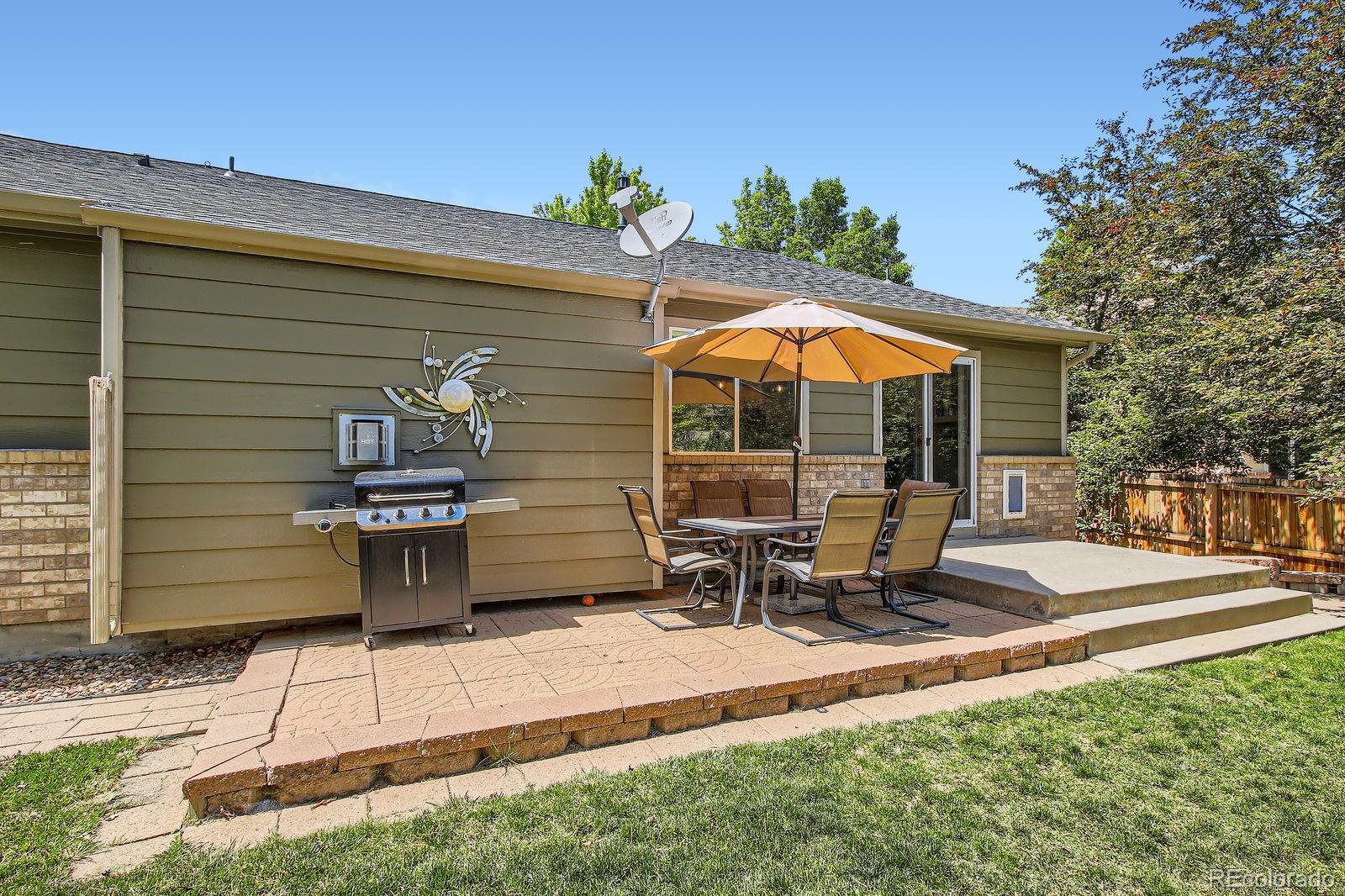 10762 W 54th Place