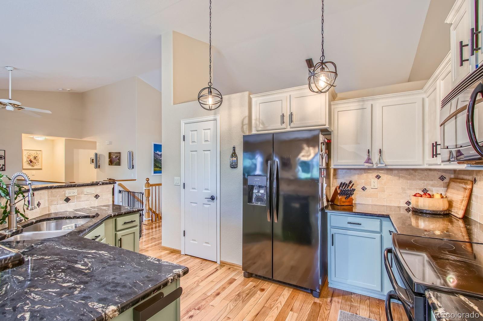 10762 W 54th Place