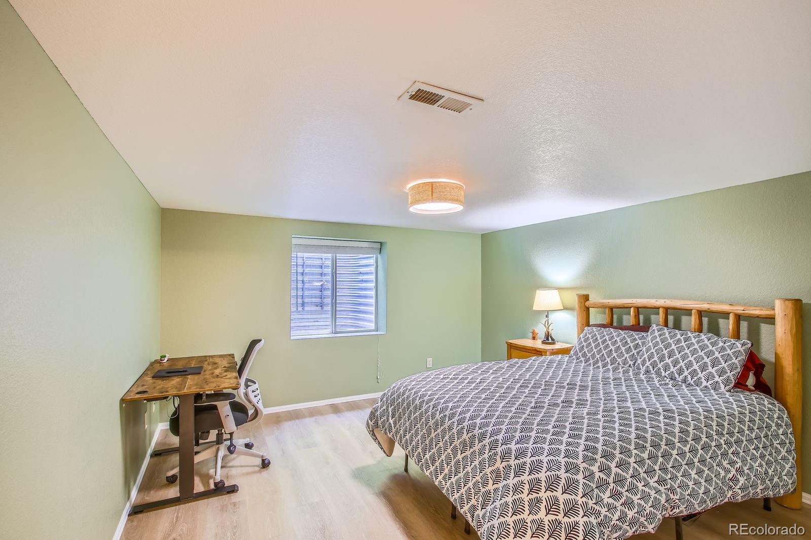 10762 W 54th Place