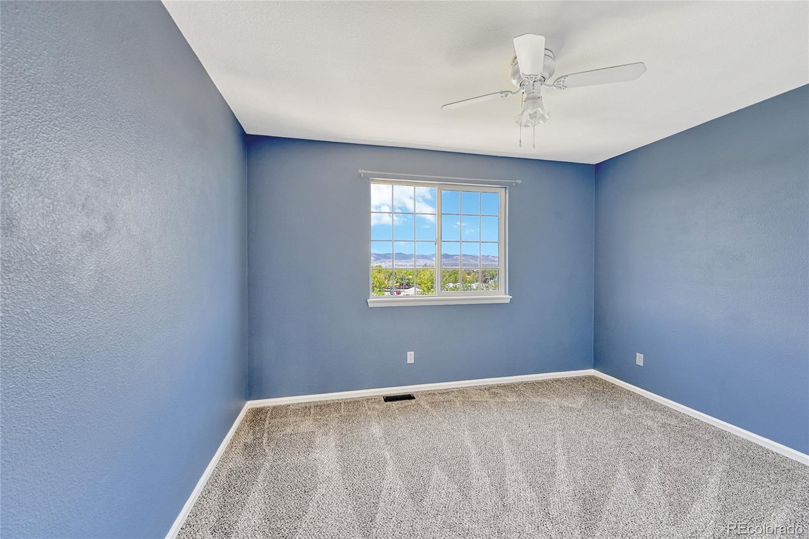 1089 Mulberry Lane