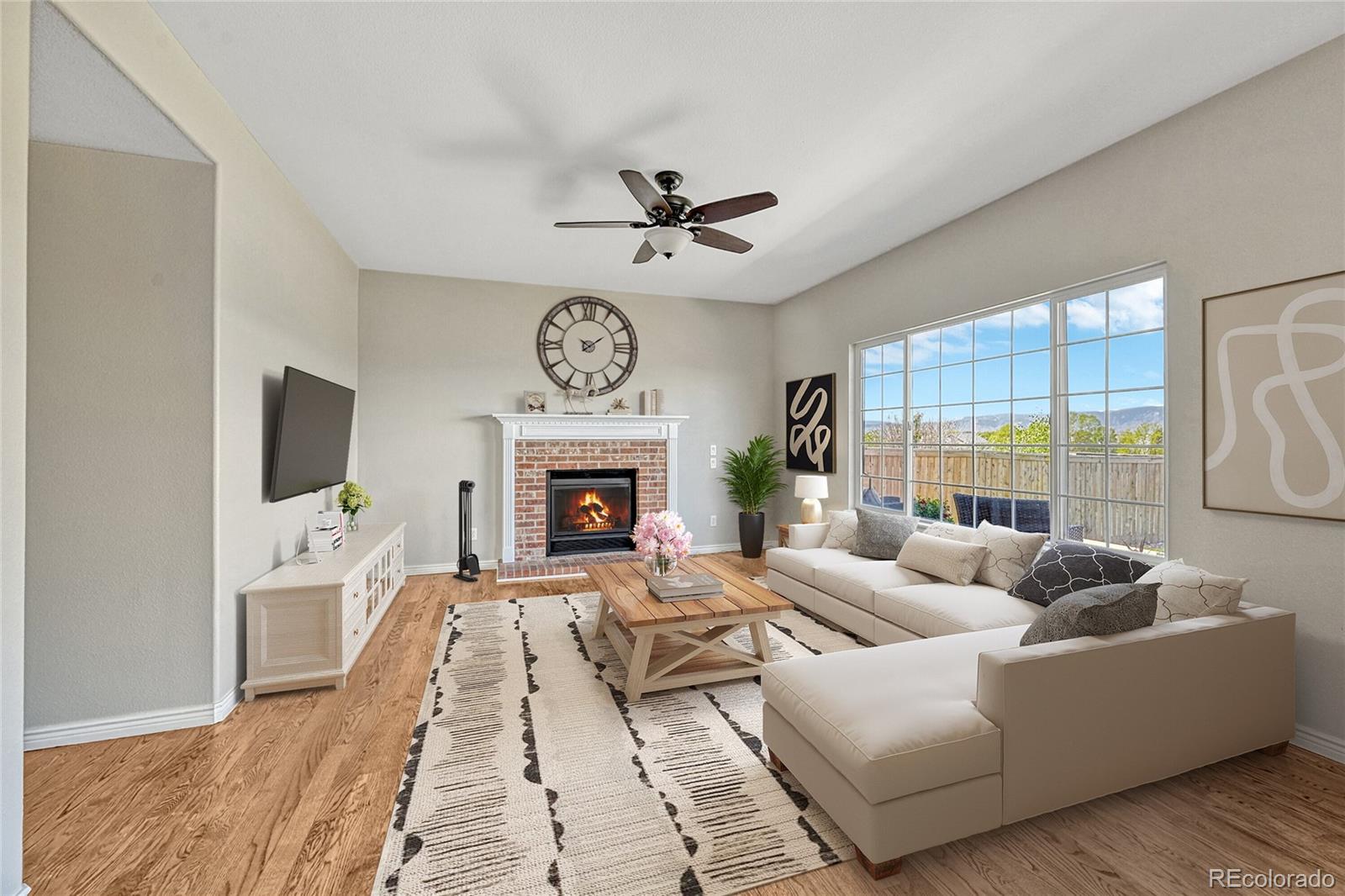 1089 Mulberry Lane