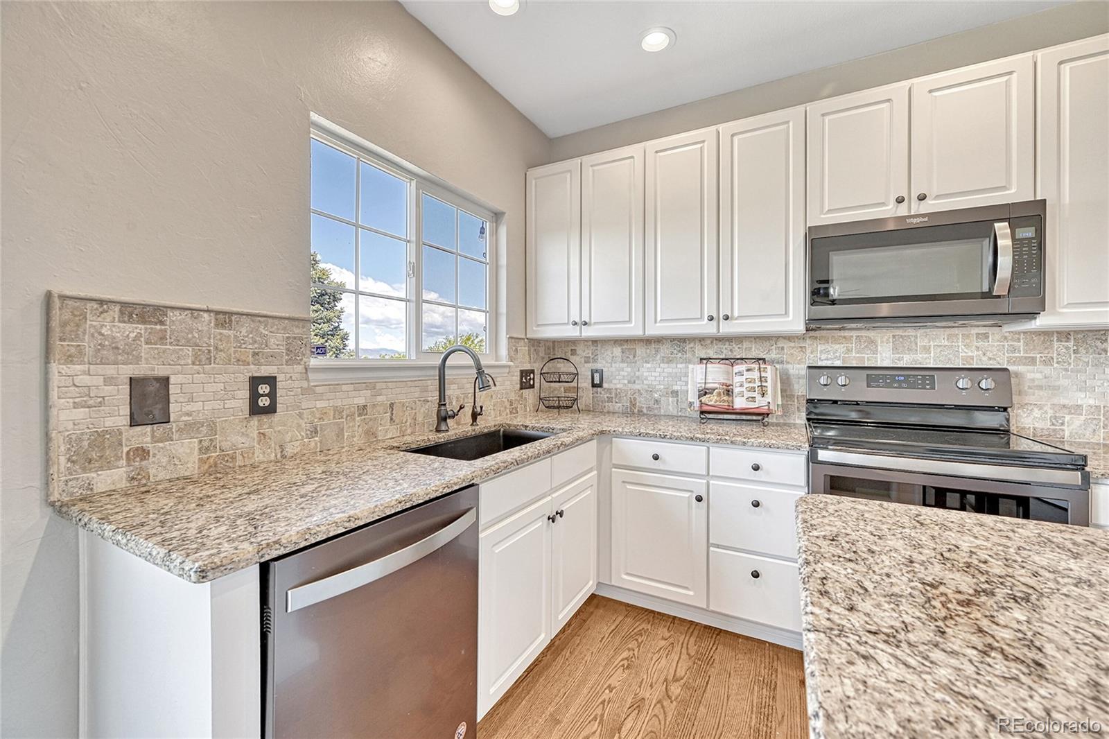 1089 Mulberry Lane