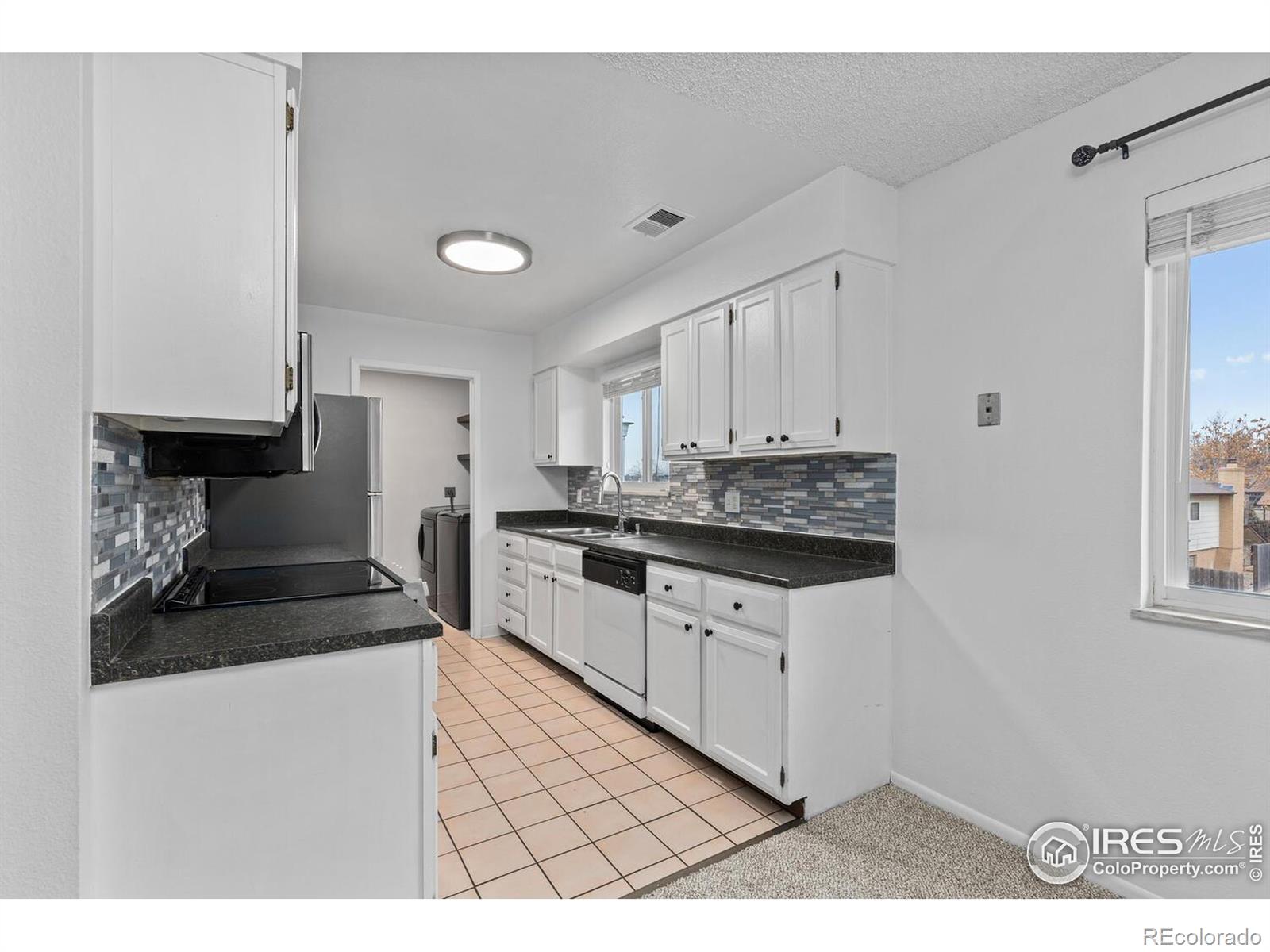 9868 Appletree Place