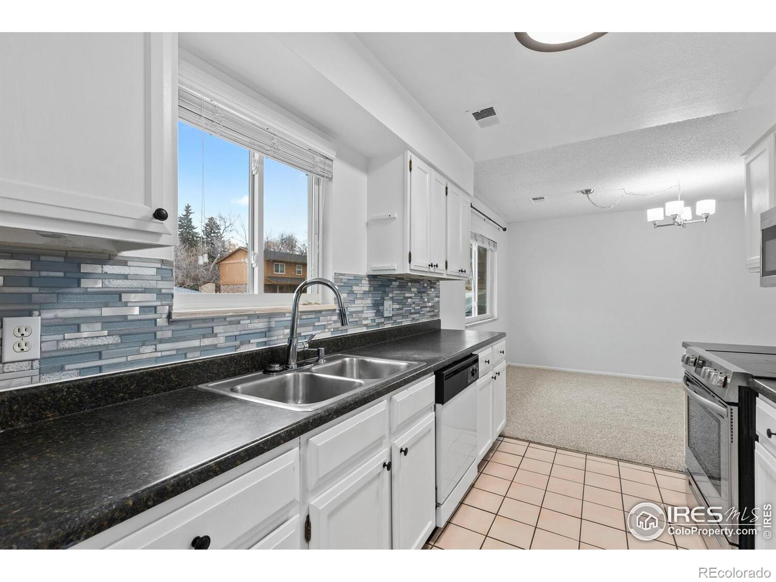 9868 Appletree Place