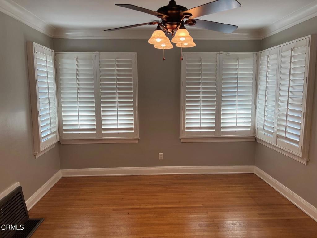 3734 W 59th Place