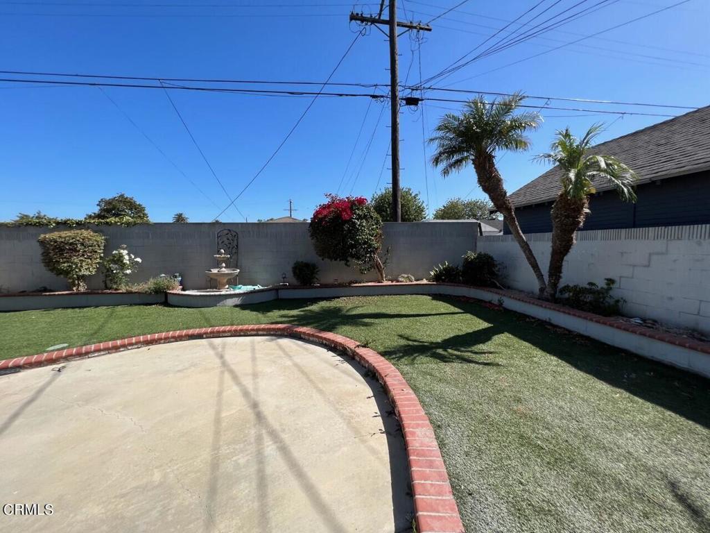 3734 W 59th Place