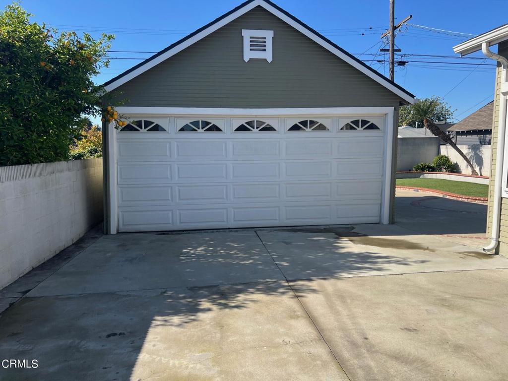 3734 W 59th Place