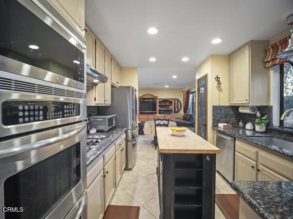 102 San Nicolas Circle