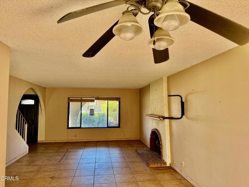 1524 Lyndhurst Avenue