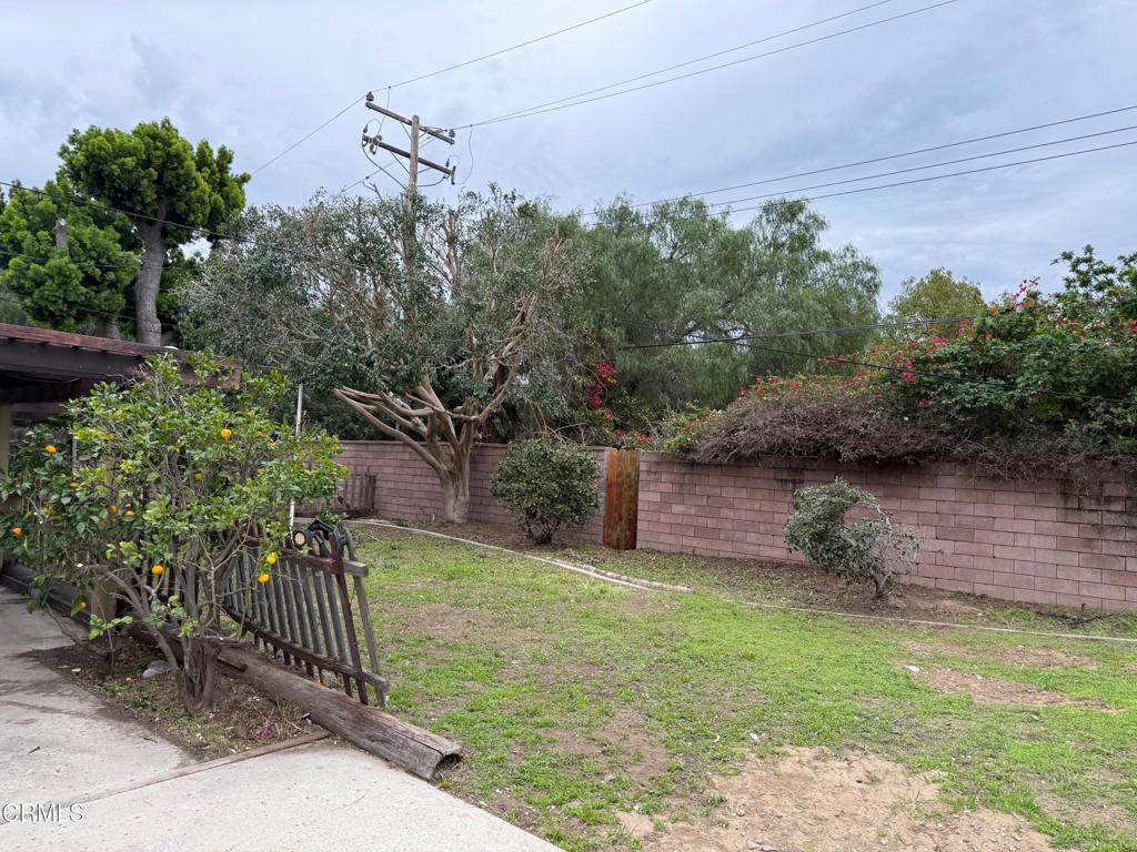 1524 Lyndhurst Avenue