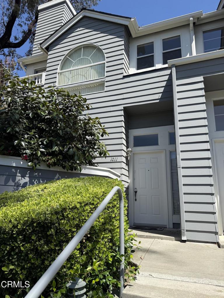 1011 Thomas Lane