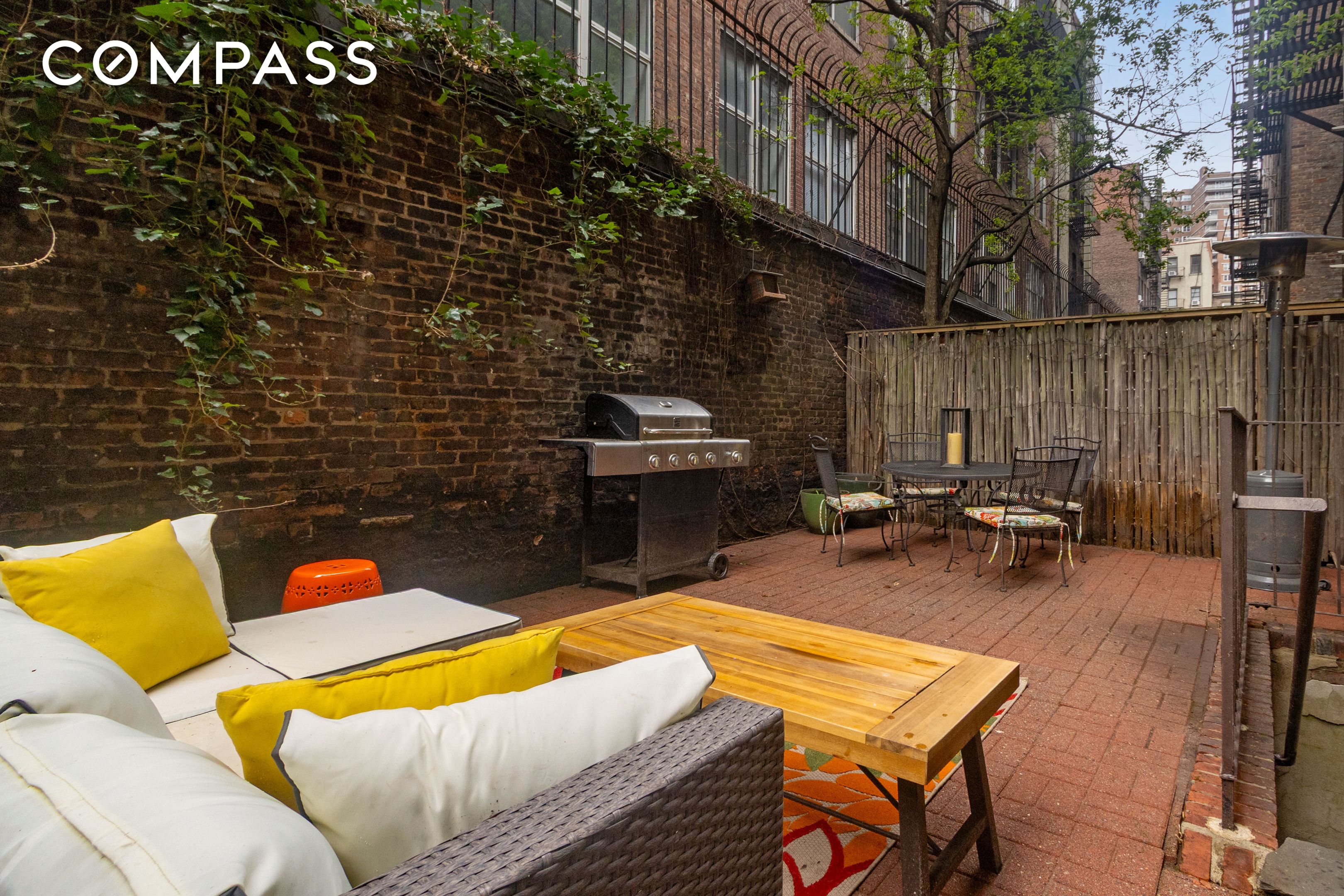 425 W 24th Street 1F
