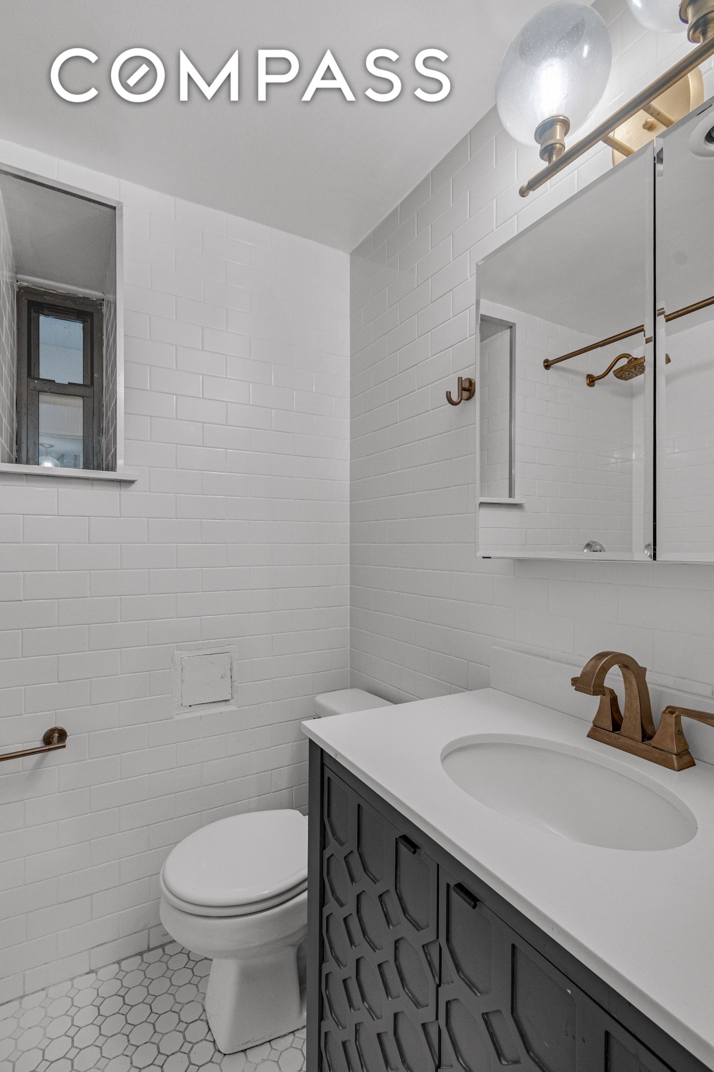 425 W 24th Street 1F
