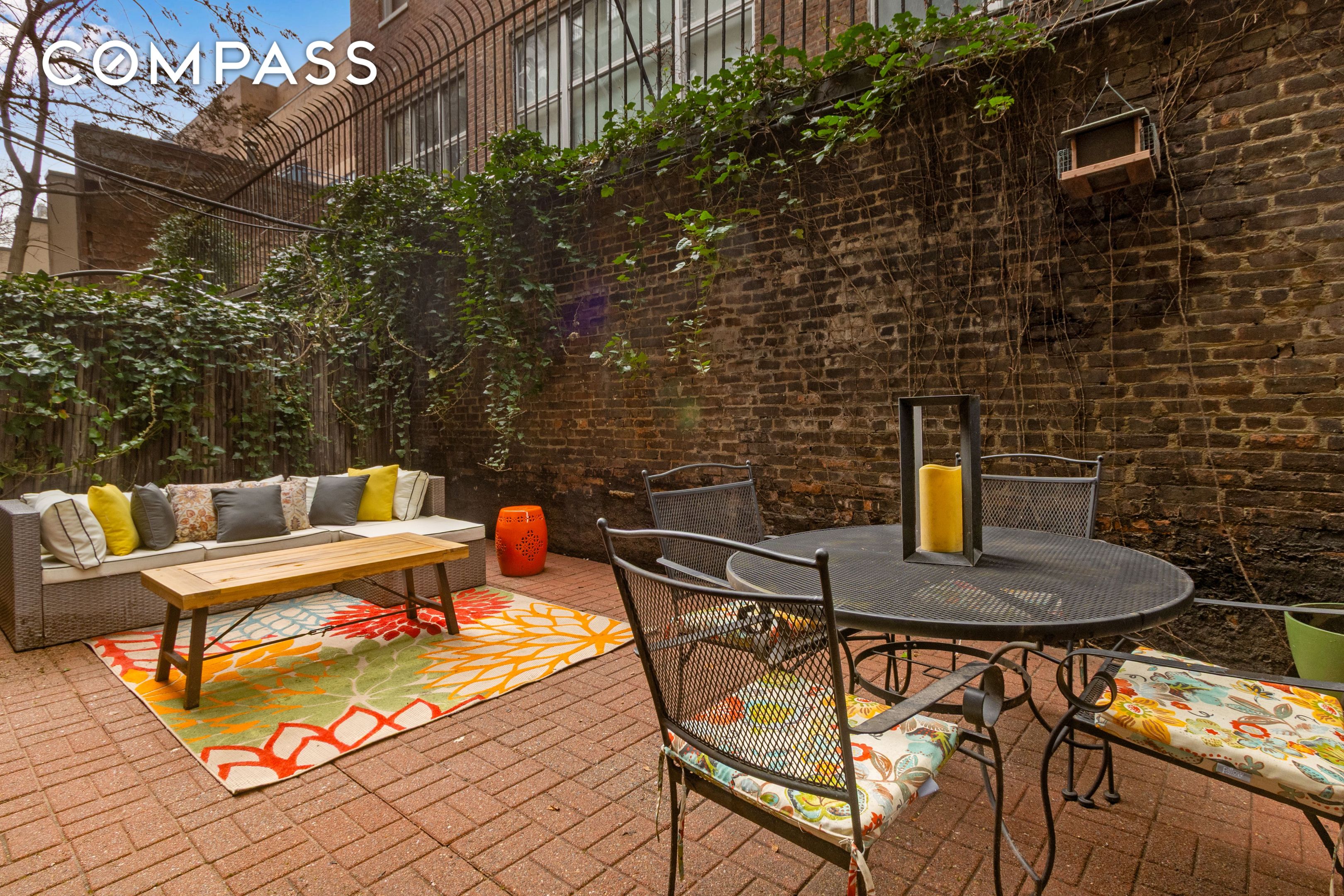 425 W 24th Street 1F