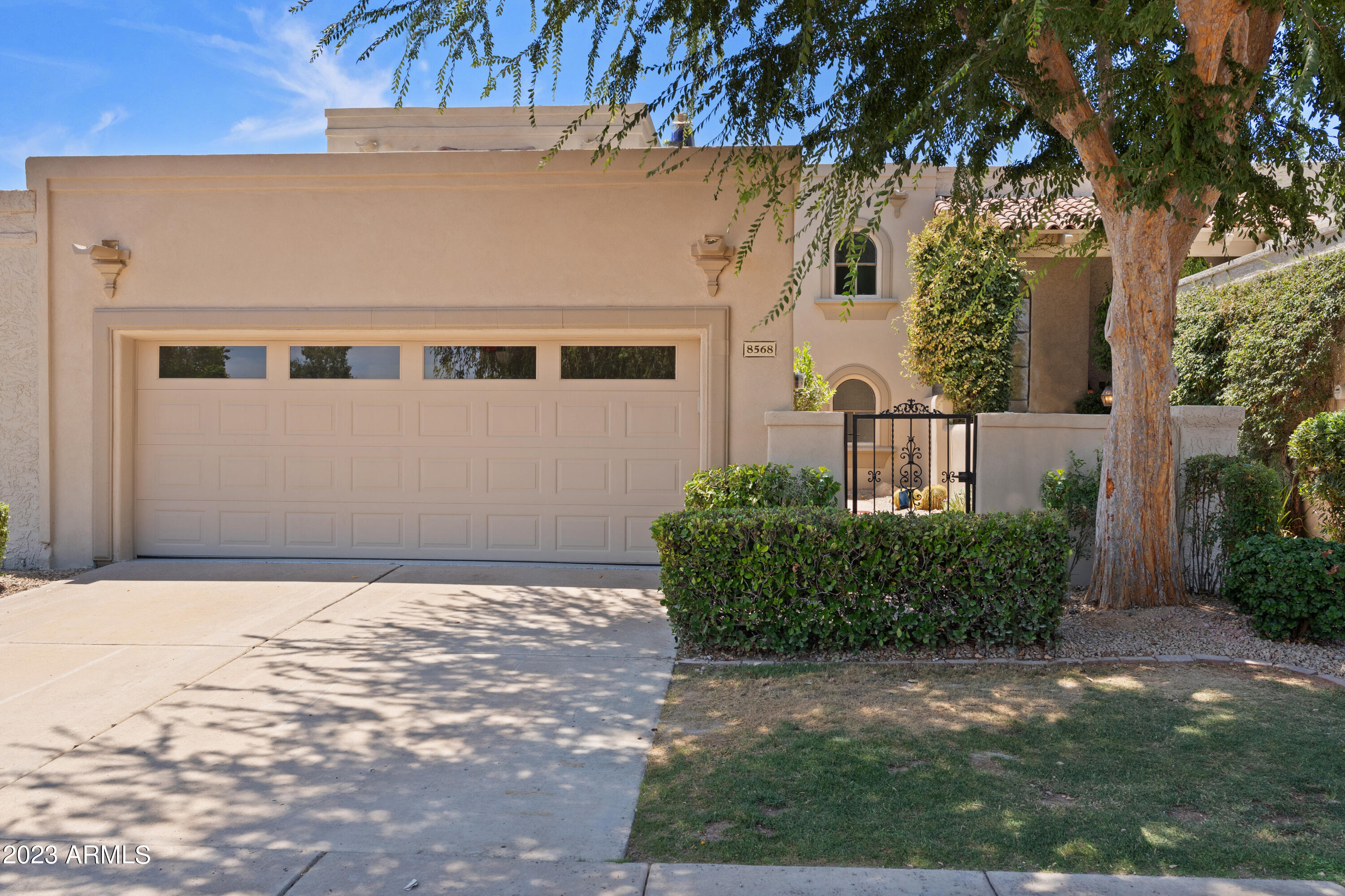 8568 N 84TH Place