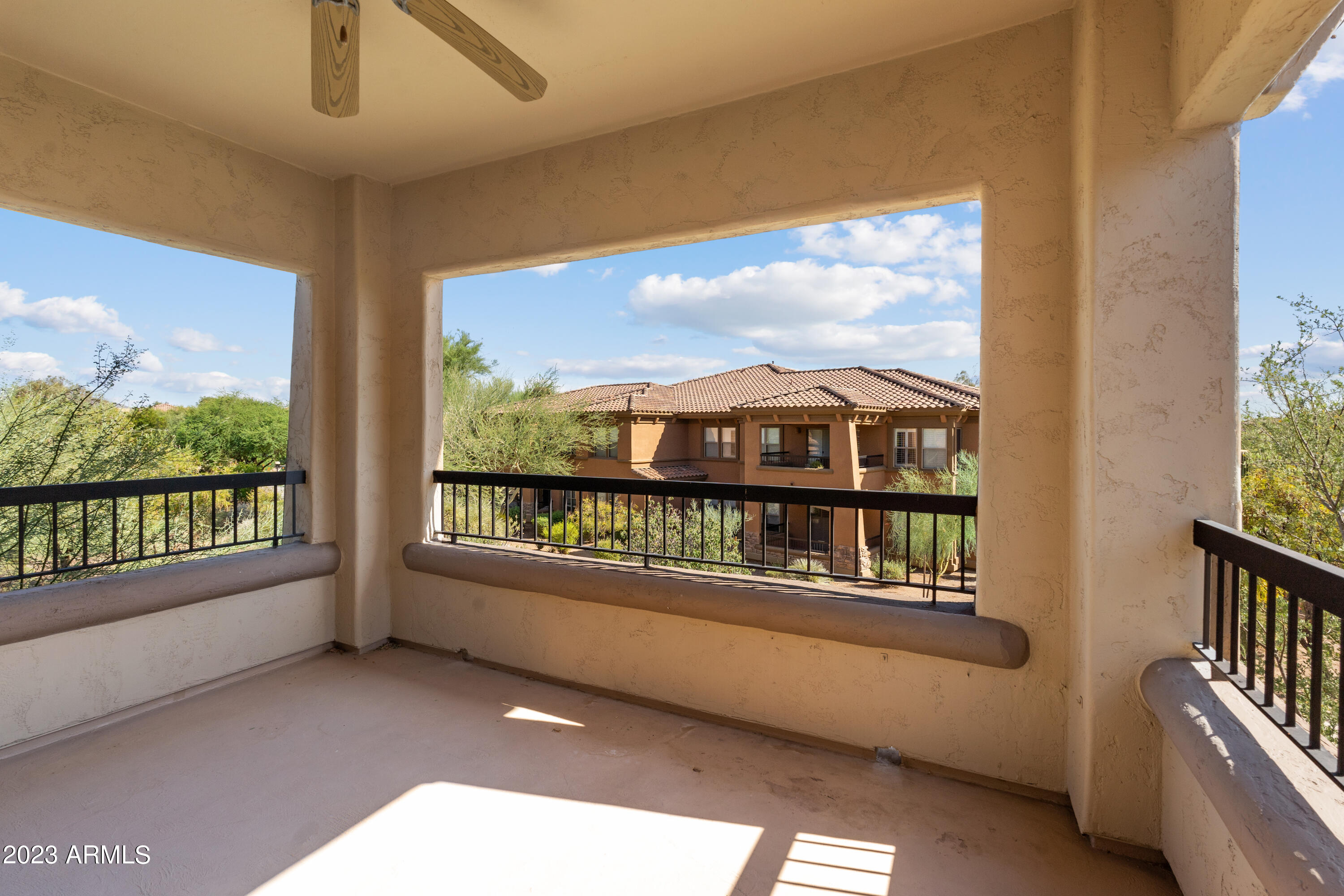 19700 N 76TH Street # 2169