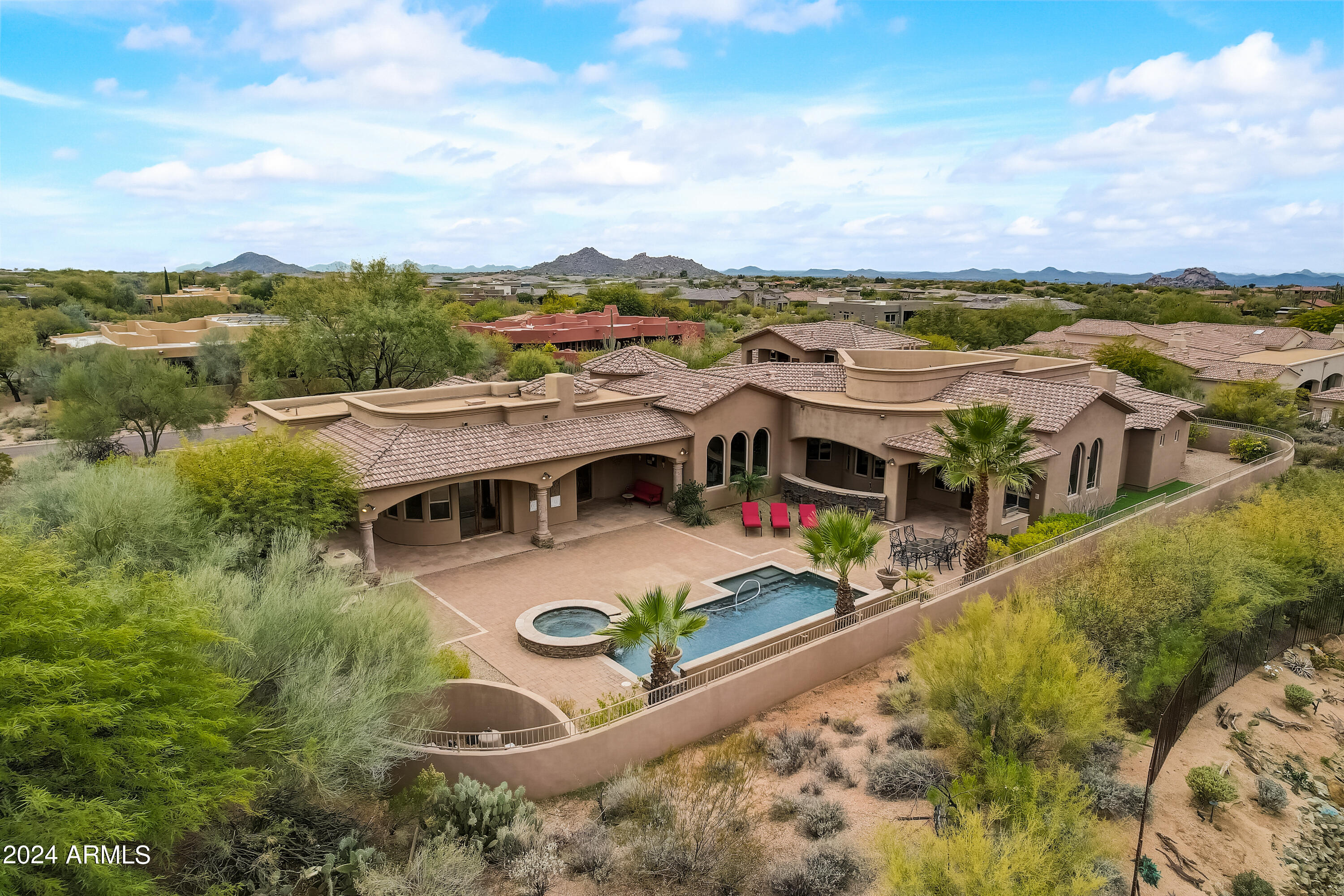 8644 E WOODLEY Way