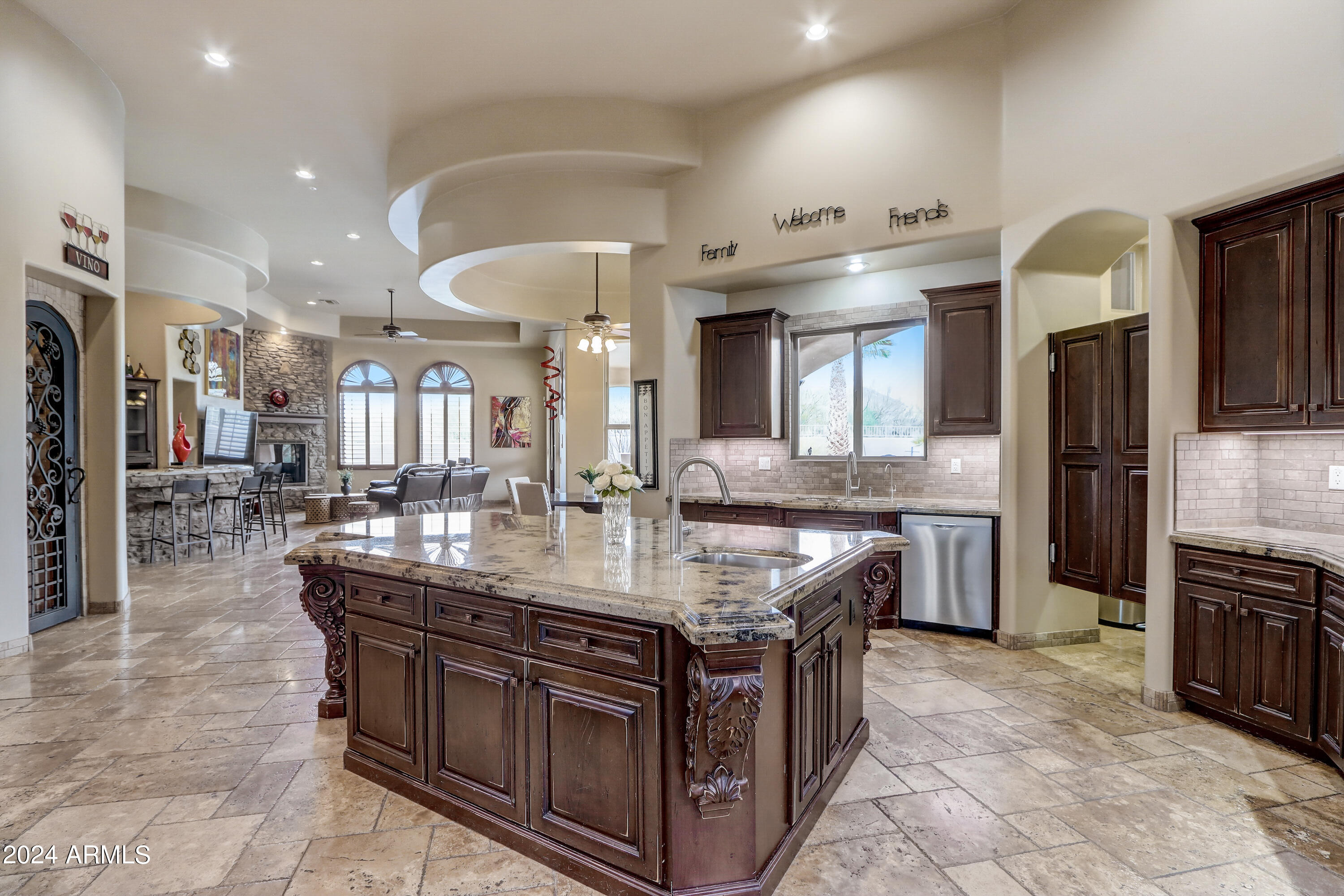 8644 E WOODLEY Way