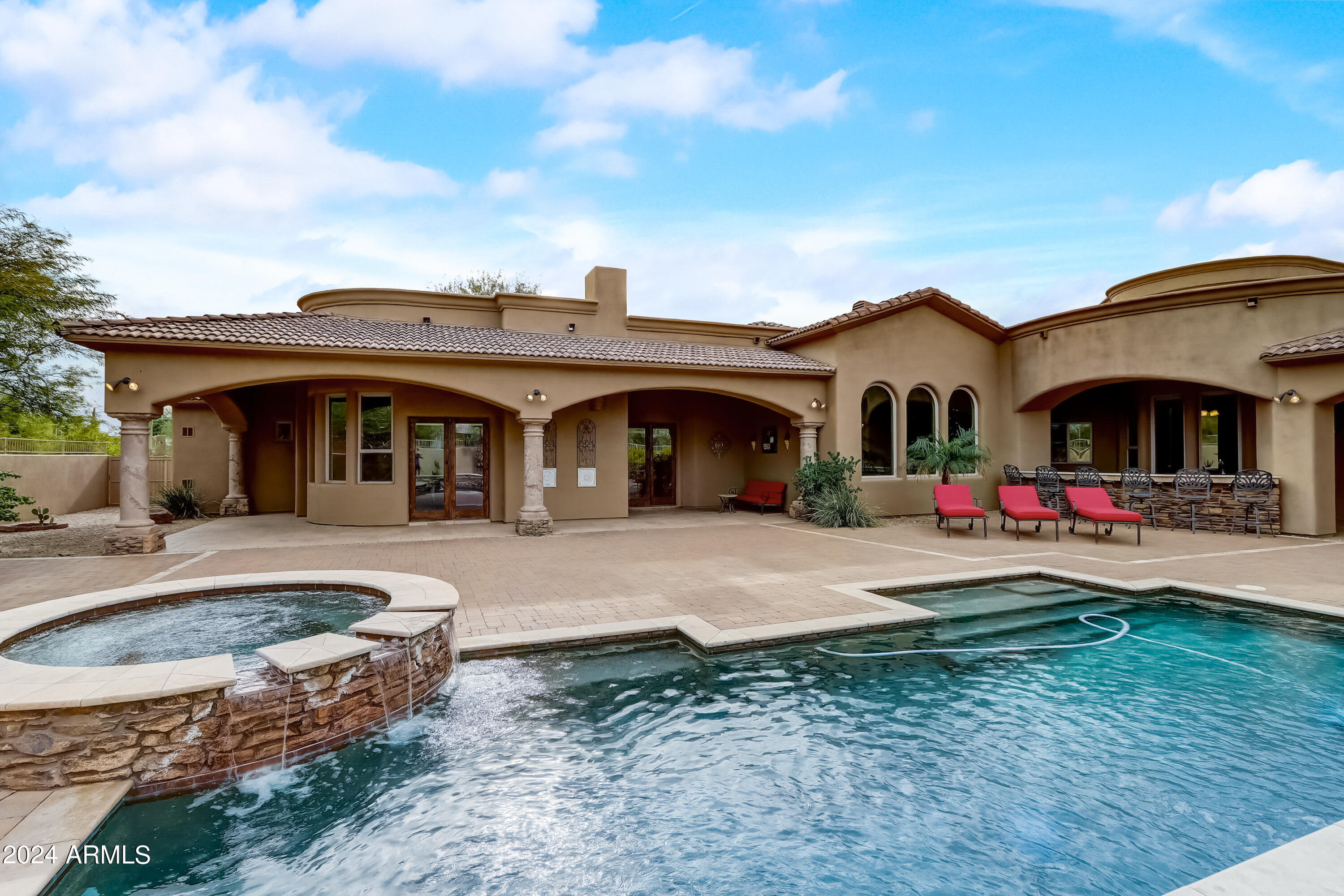 8644 E WOODLEY Way