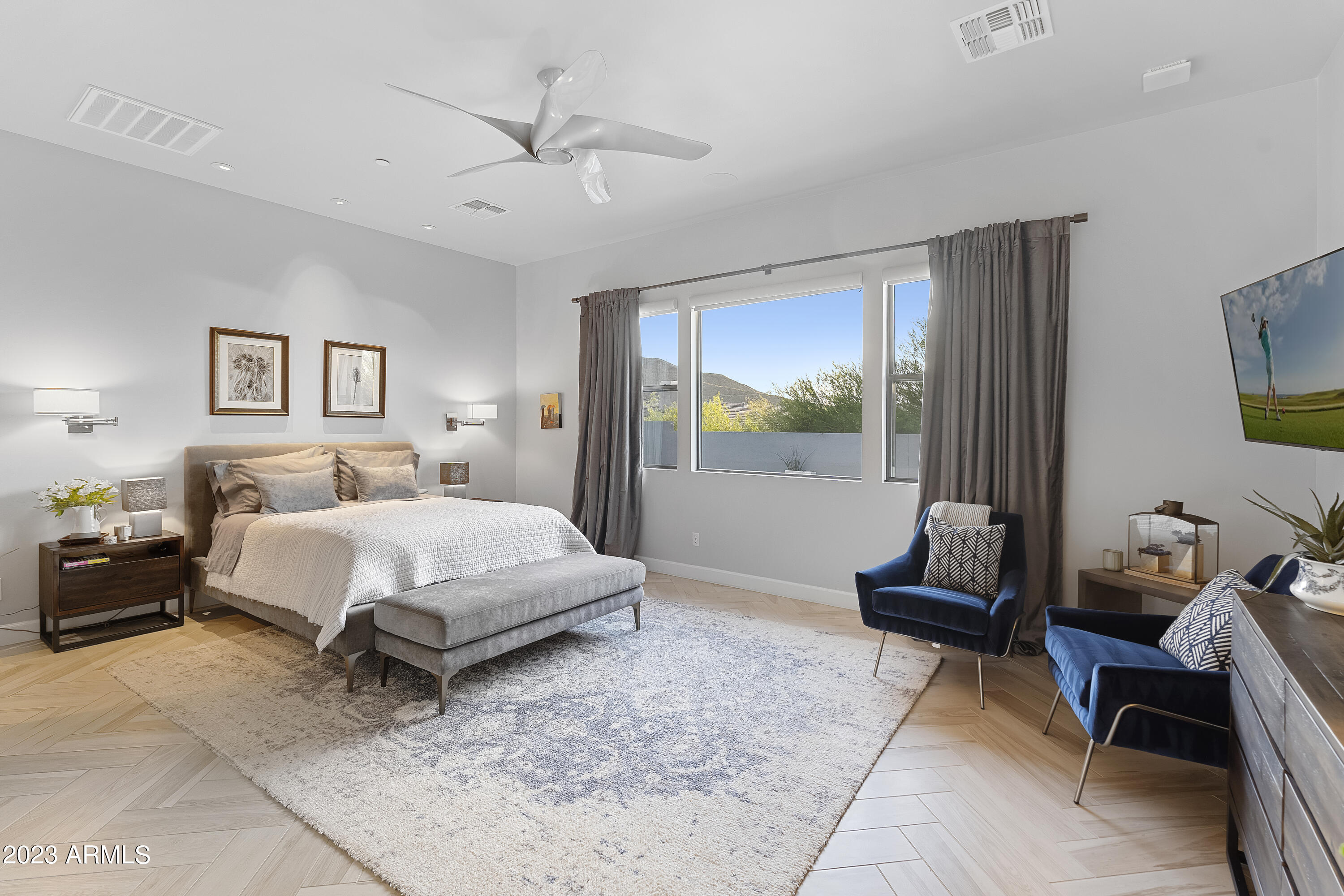 37226 NE GREYTHORN Circle