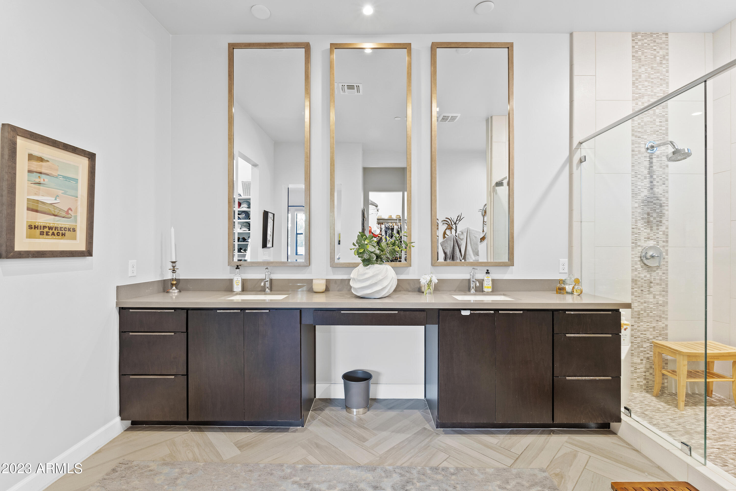 37226 NE GREYTHORN Circle