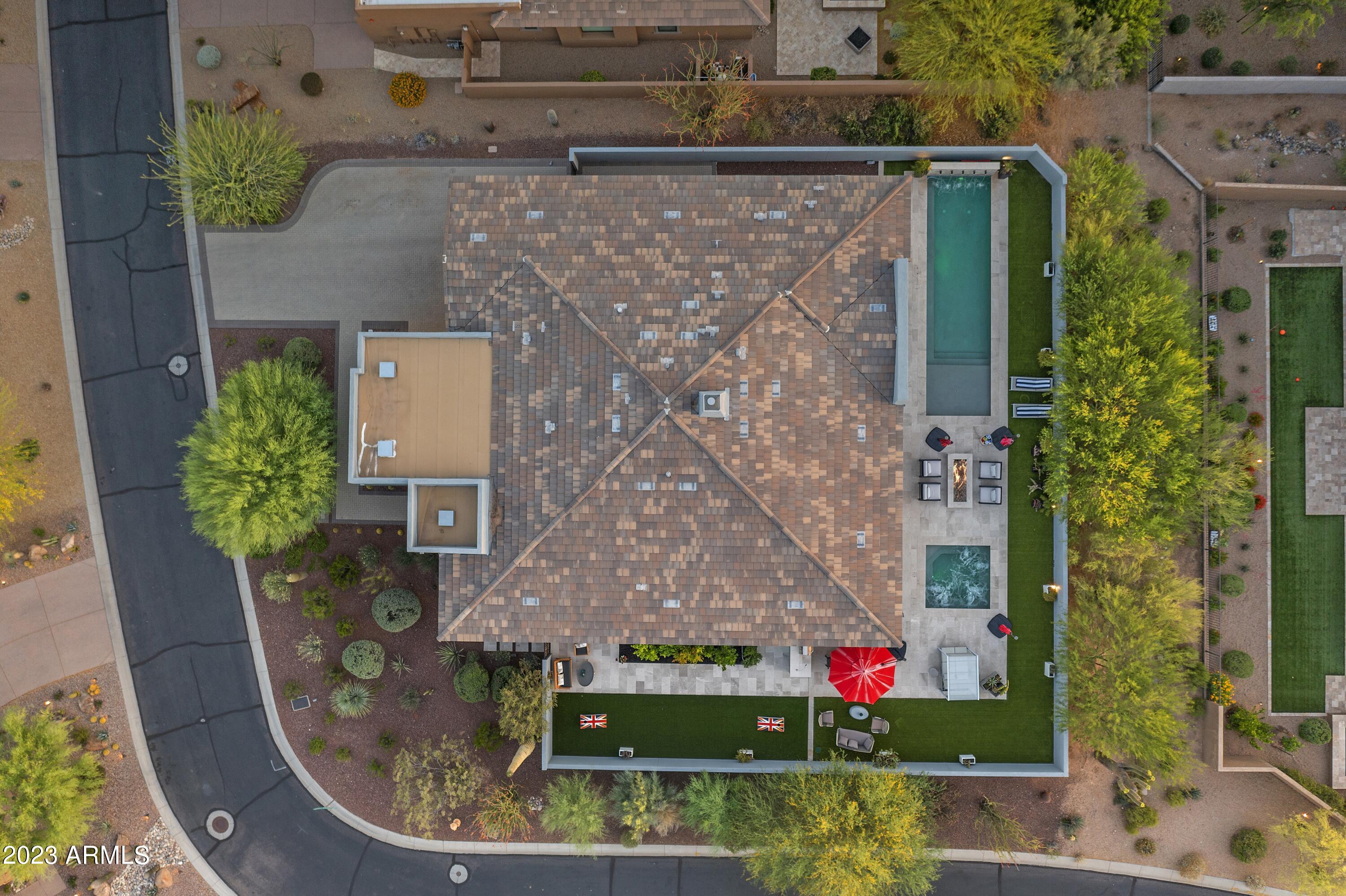 37226 NE GREYTHORN Circle