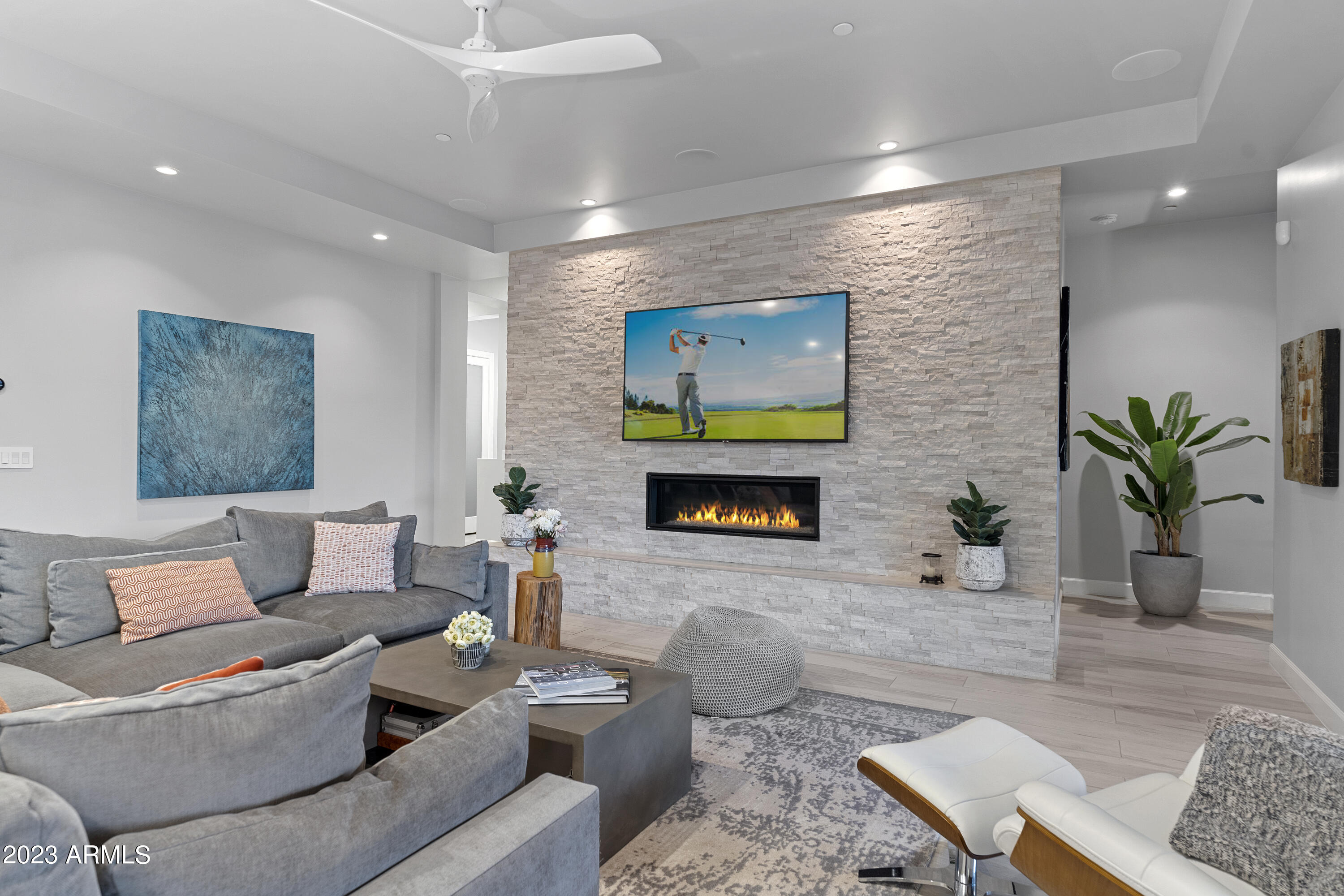 37226 NE GREYTHORN Circle