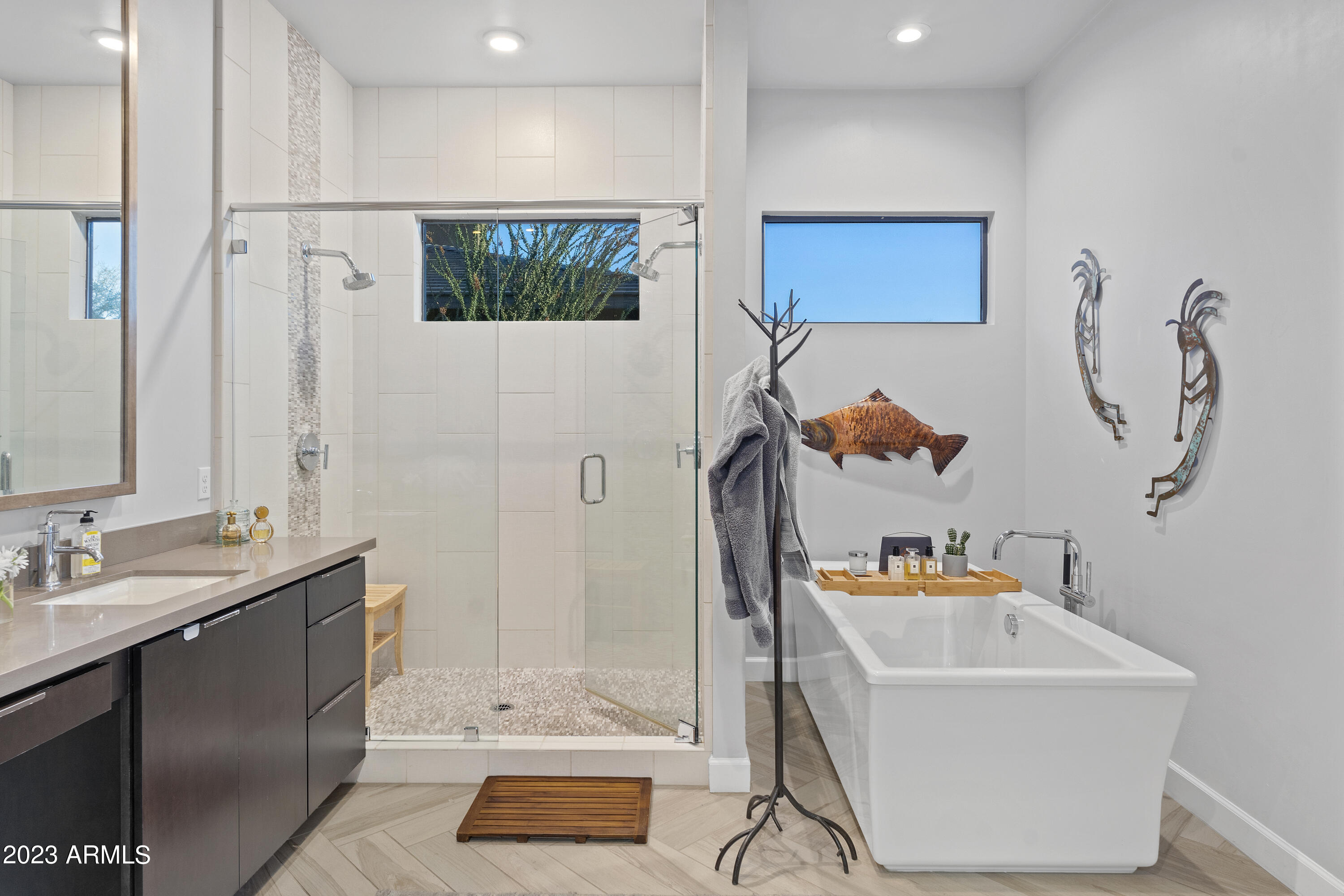 37226 NE GREYTHORN Circle