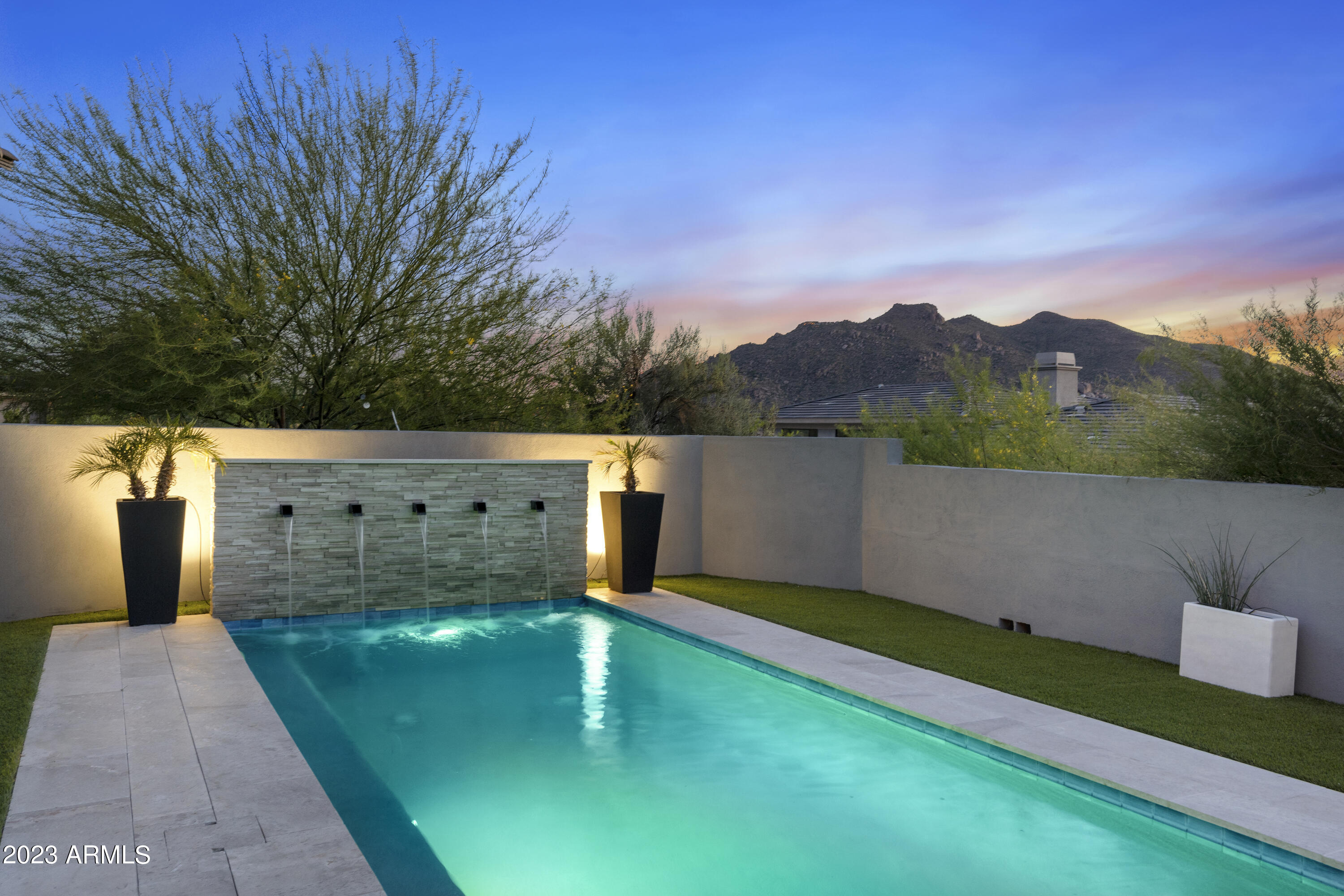 37226 NE GREYTHORN Circle