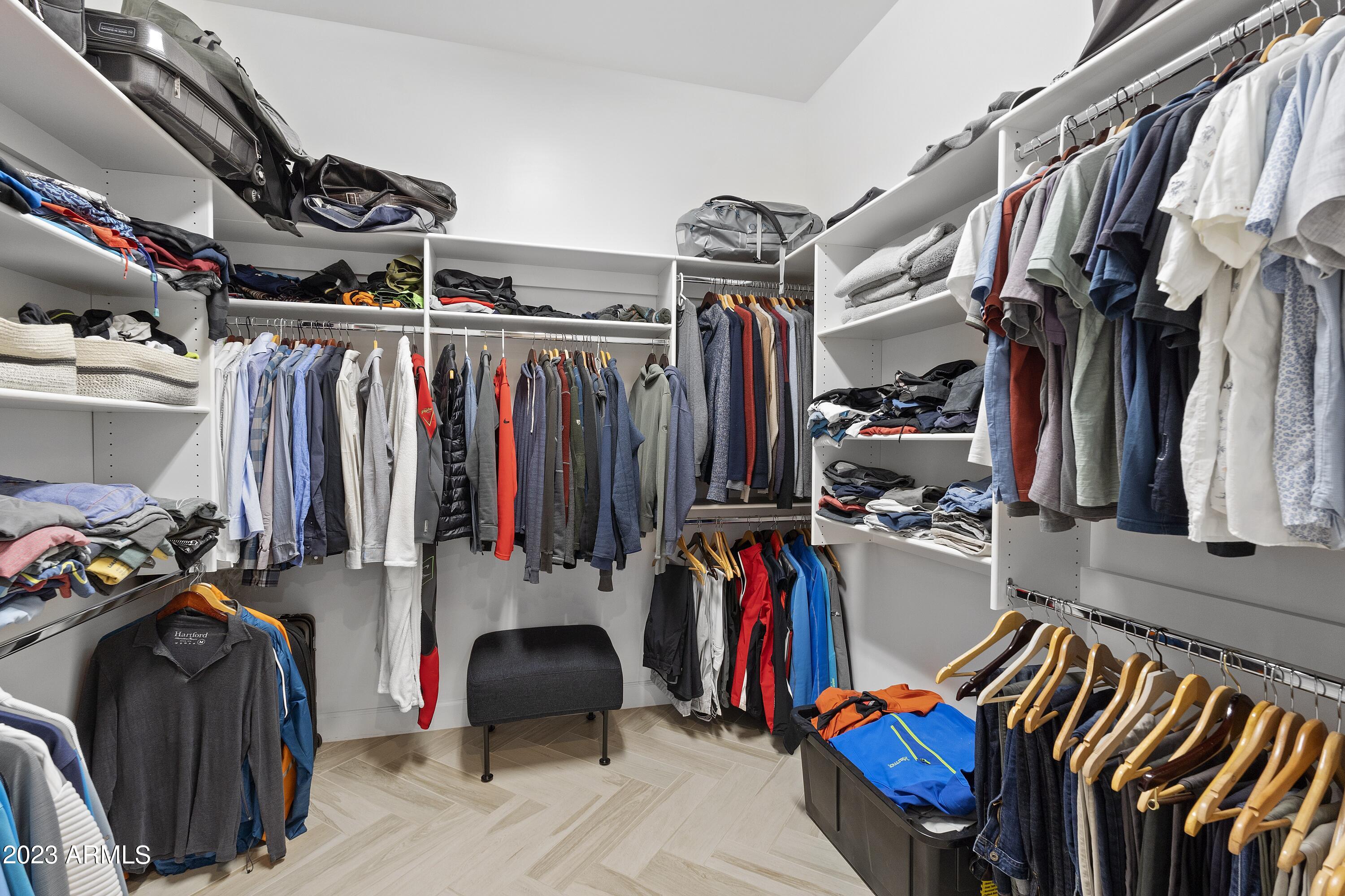 37226 NE GREYTHORN Circle