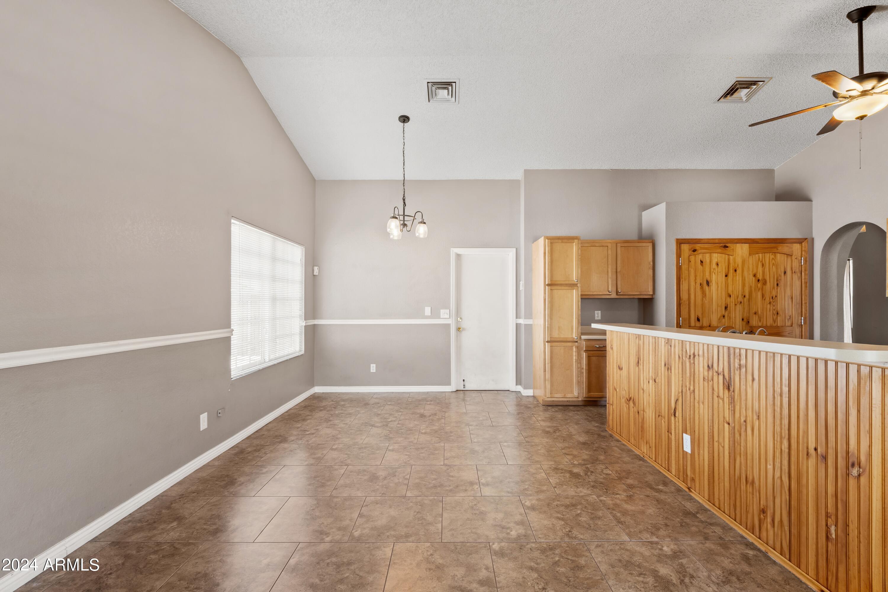 4002 E WESCOTT Drive