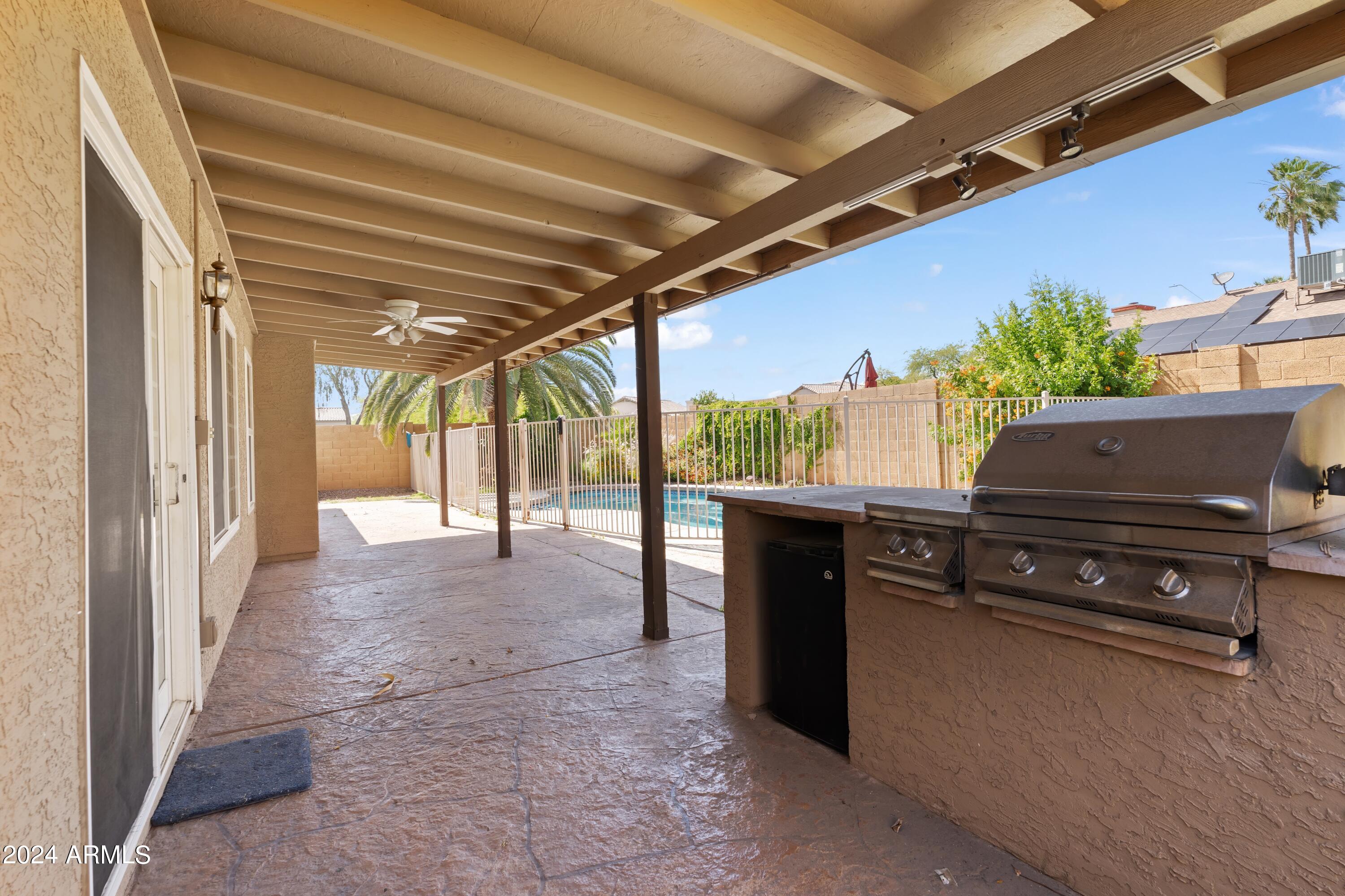 4002 E WESCOTT Drive