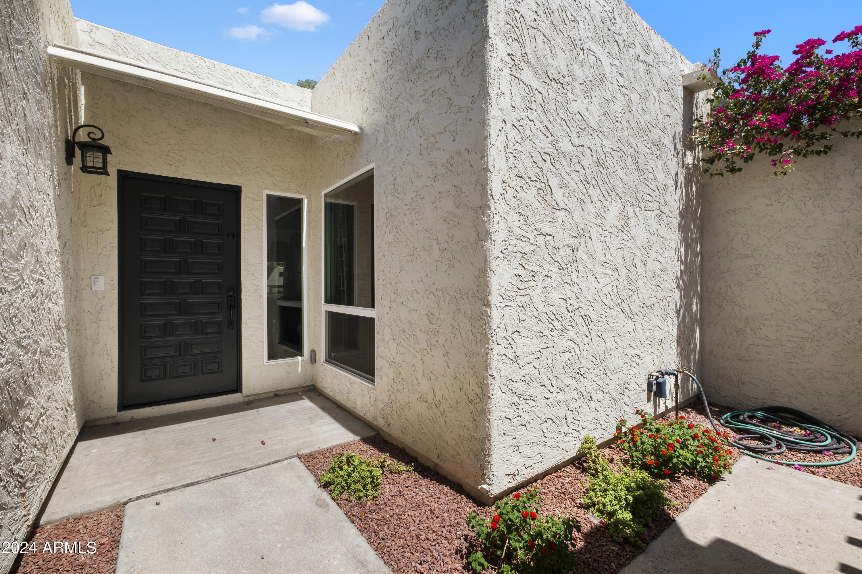 2555 N MILLER Road