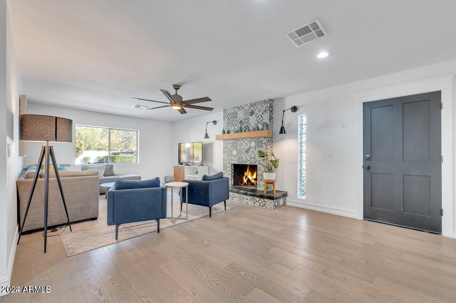 12227 N 62ND Place