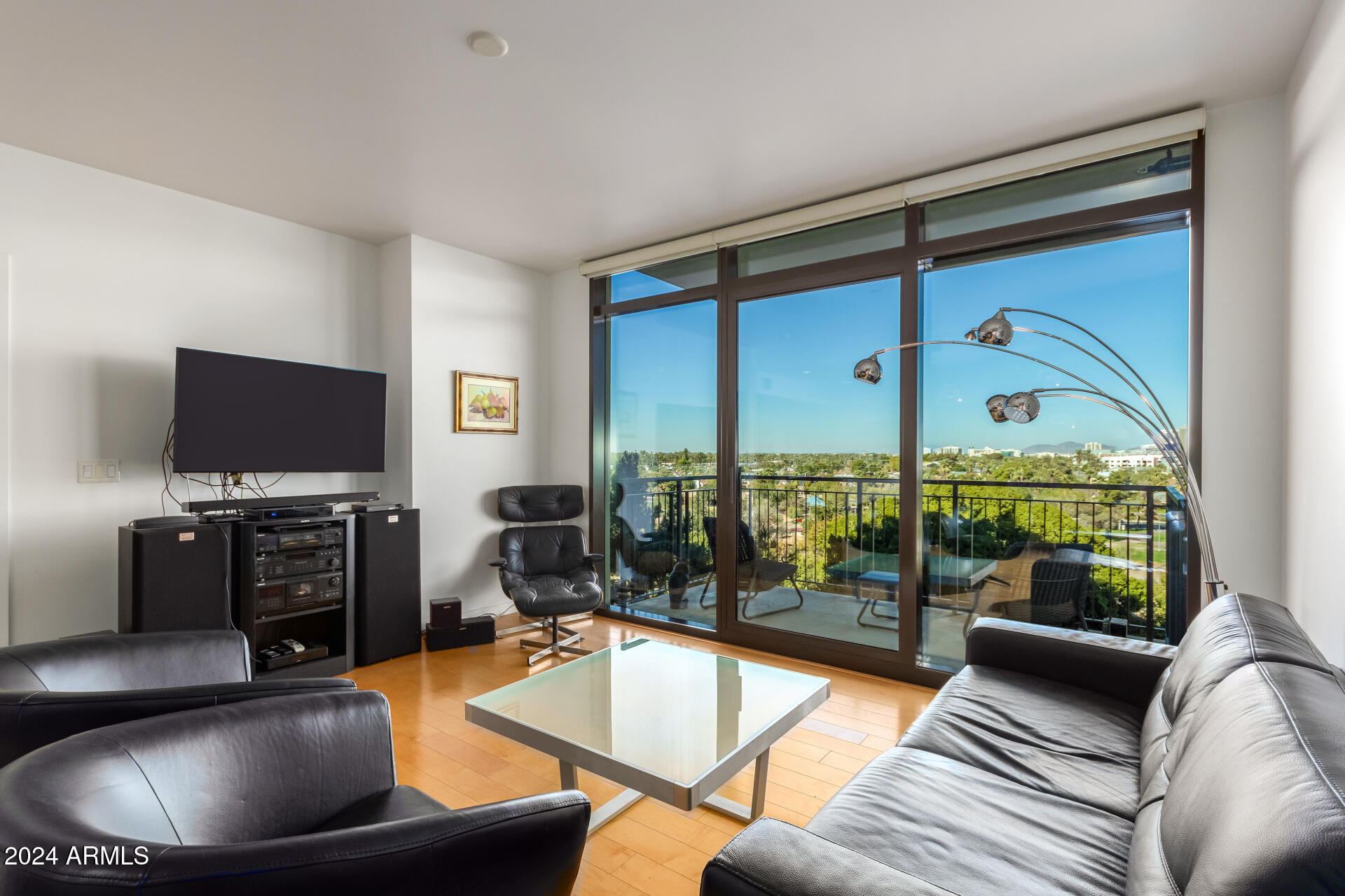 200 W PORTLAND Street, 614