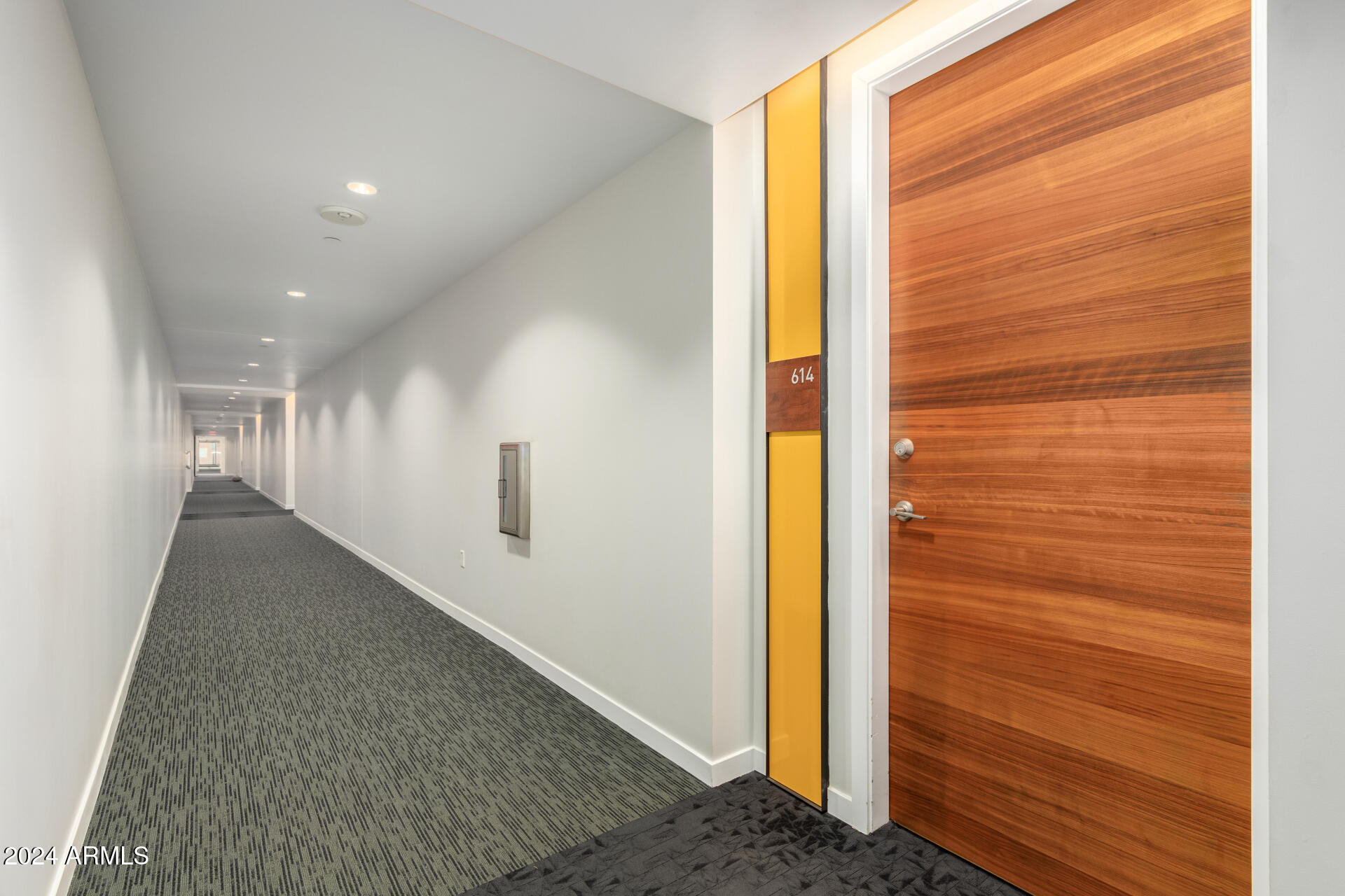 200 W PORTLAND Street, 614