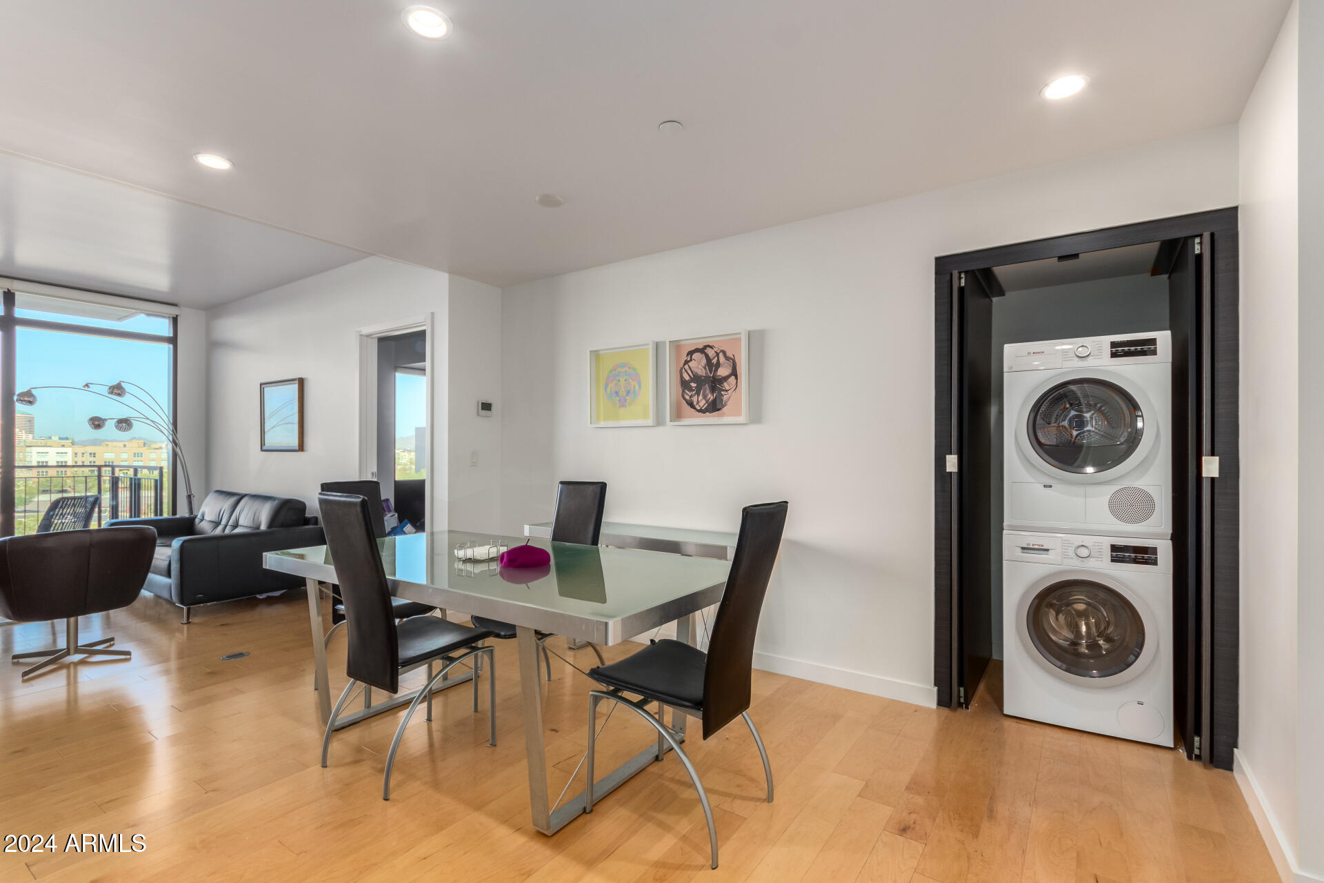 200 W PORTLAND Street, 614