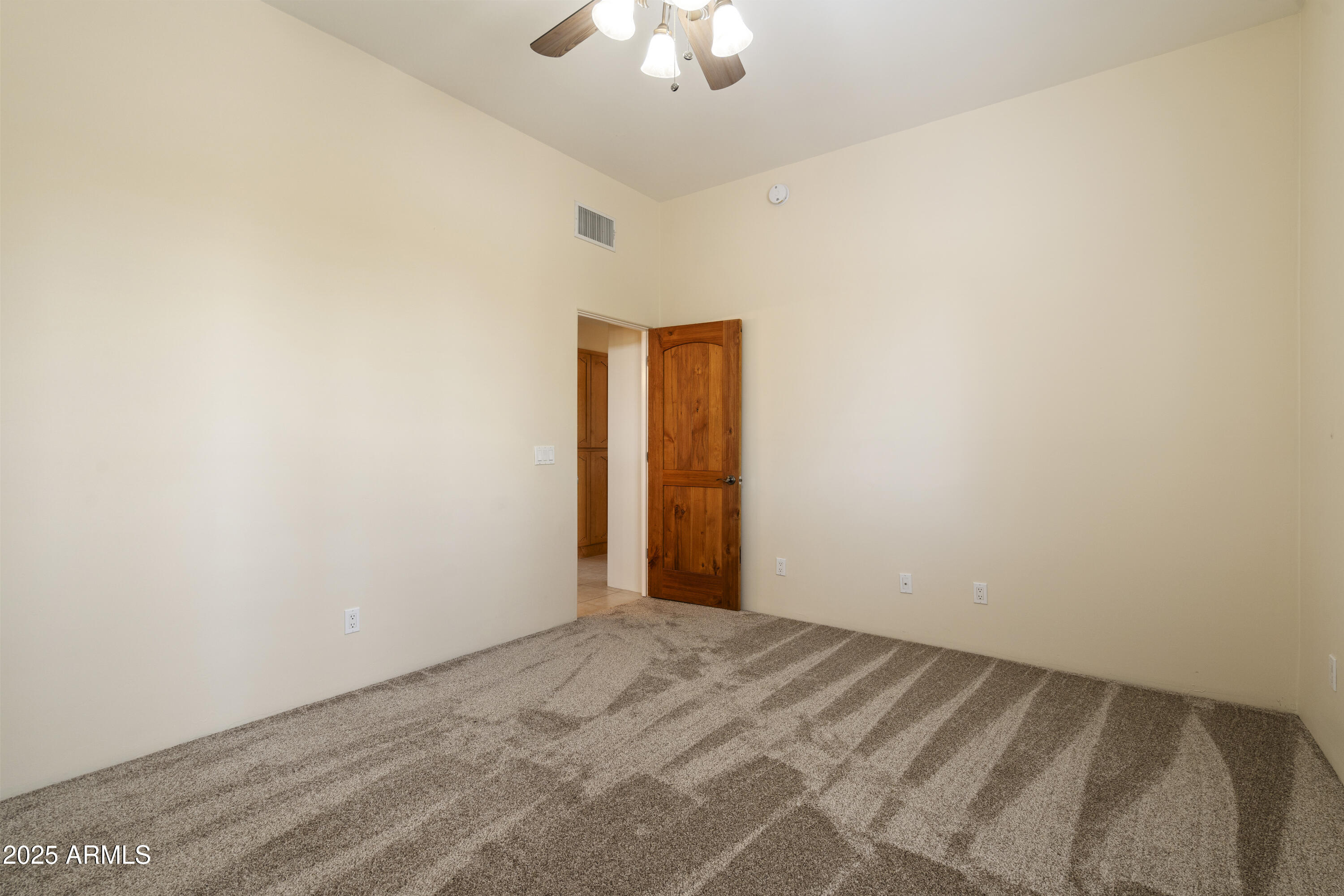 7110 W VILLA LINDO Drive