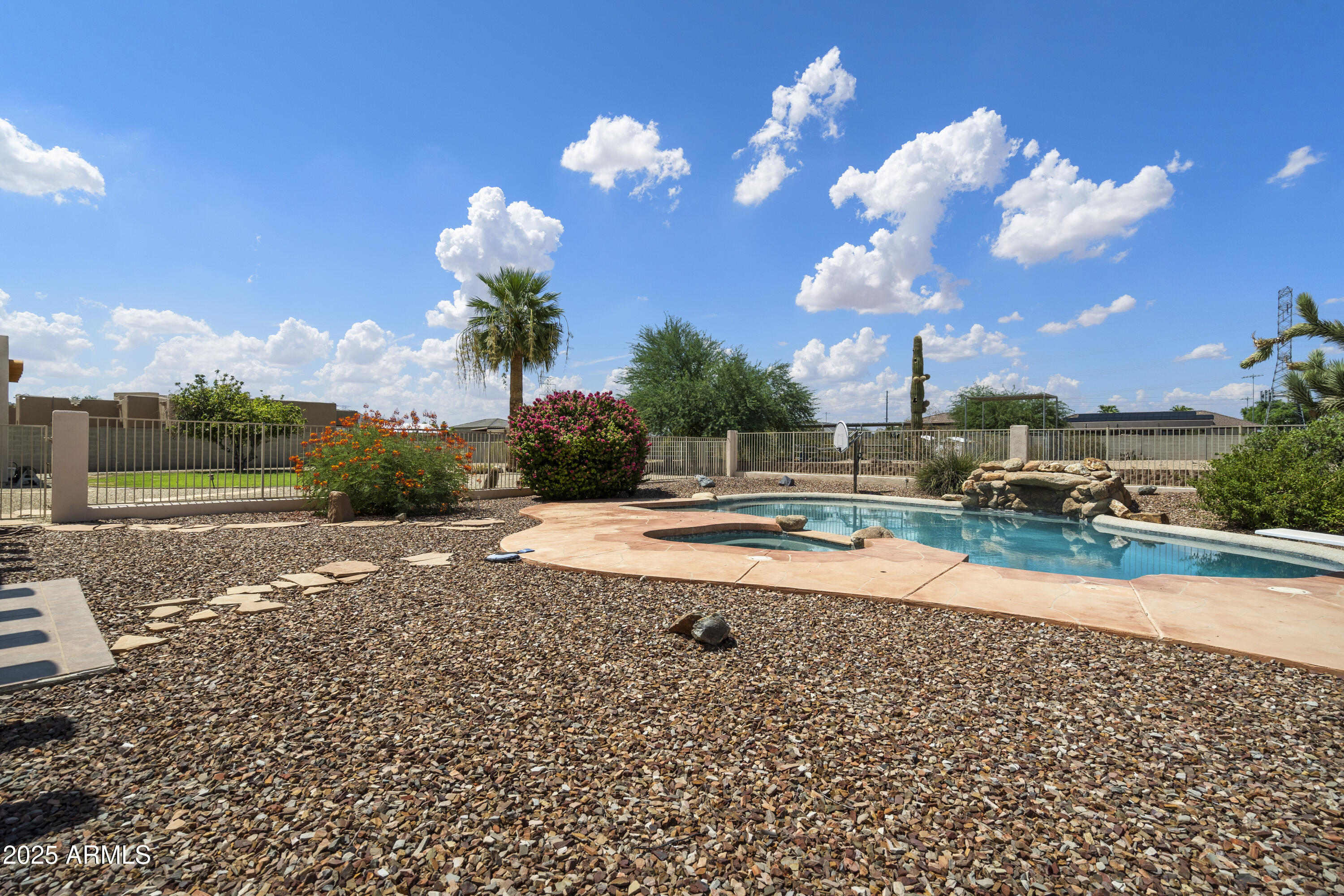 7110 W VILLA LINDO Drive