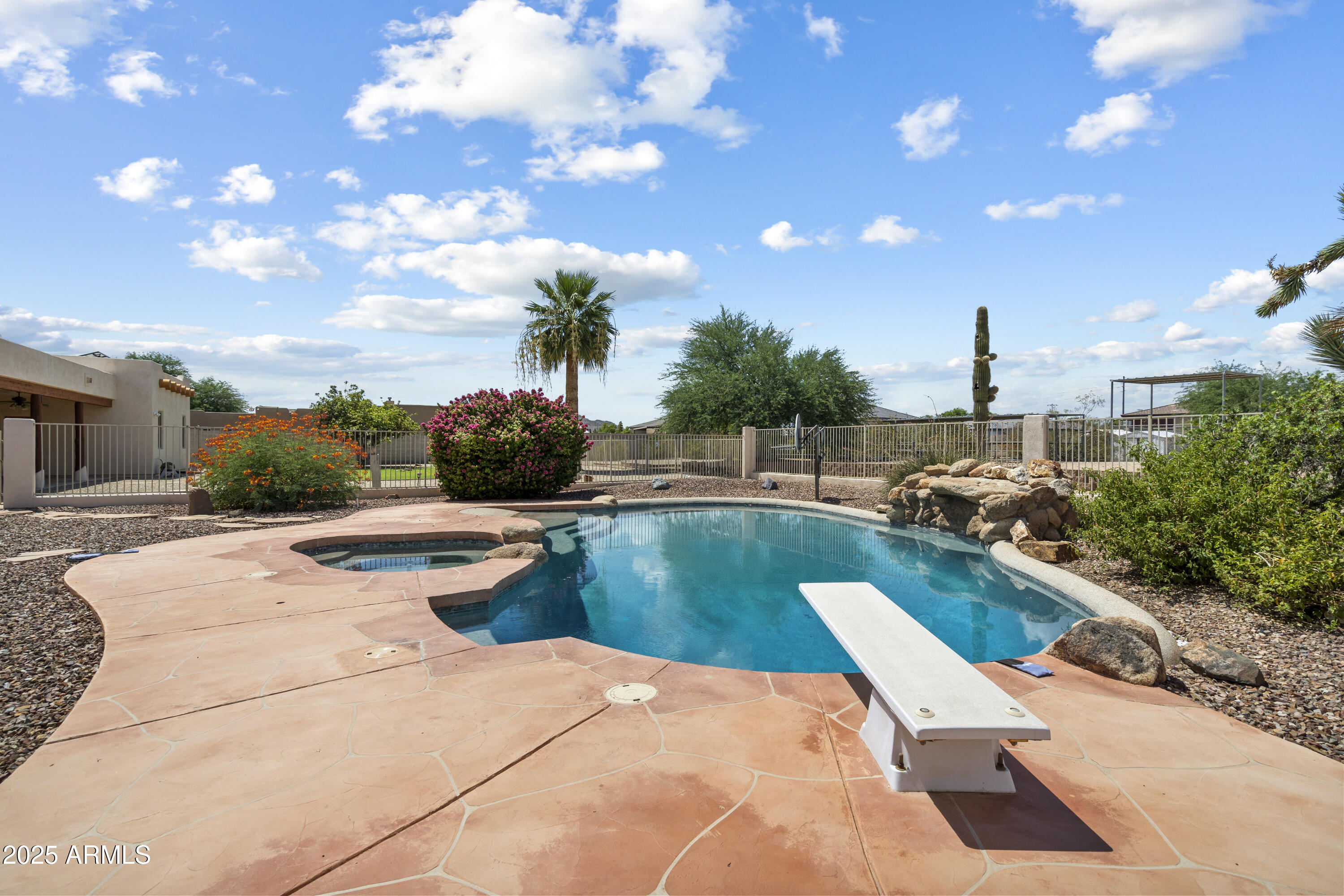 7110 W VILLA LINDO Drive