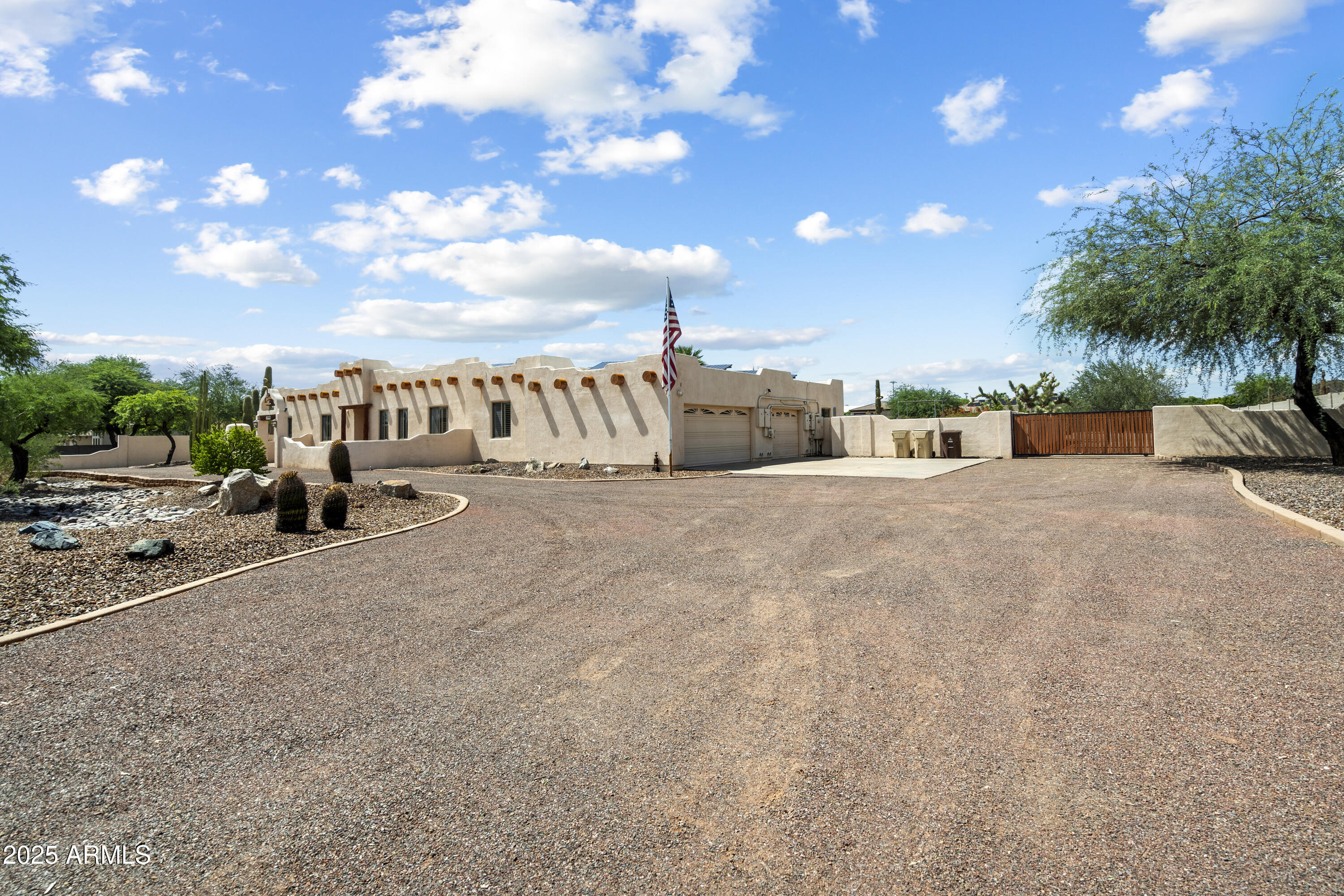 7110 W VILLA LINDO Drive